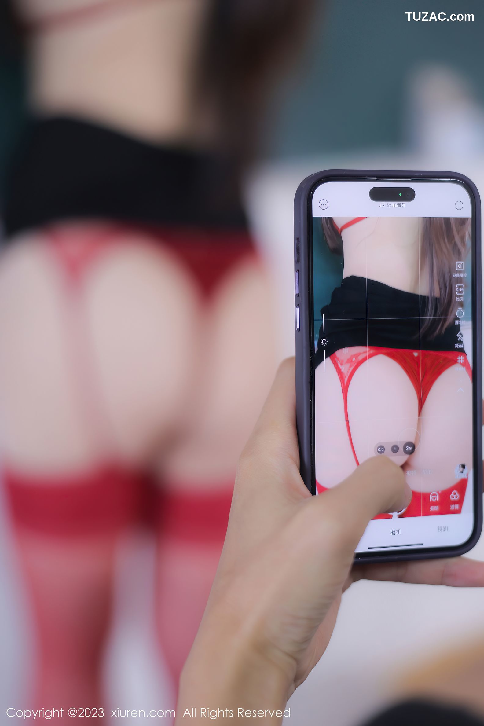 XiuRen秀人网-6980-诗诗kiki-教师角色白衬衫红色内衣红丝吊带袜-2023.06.27