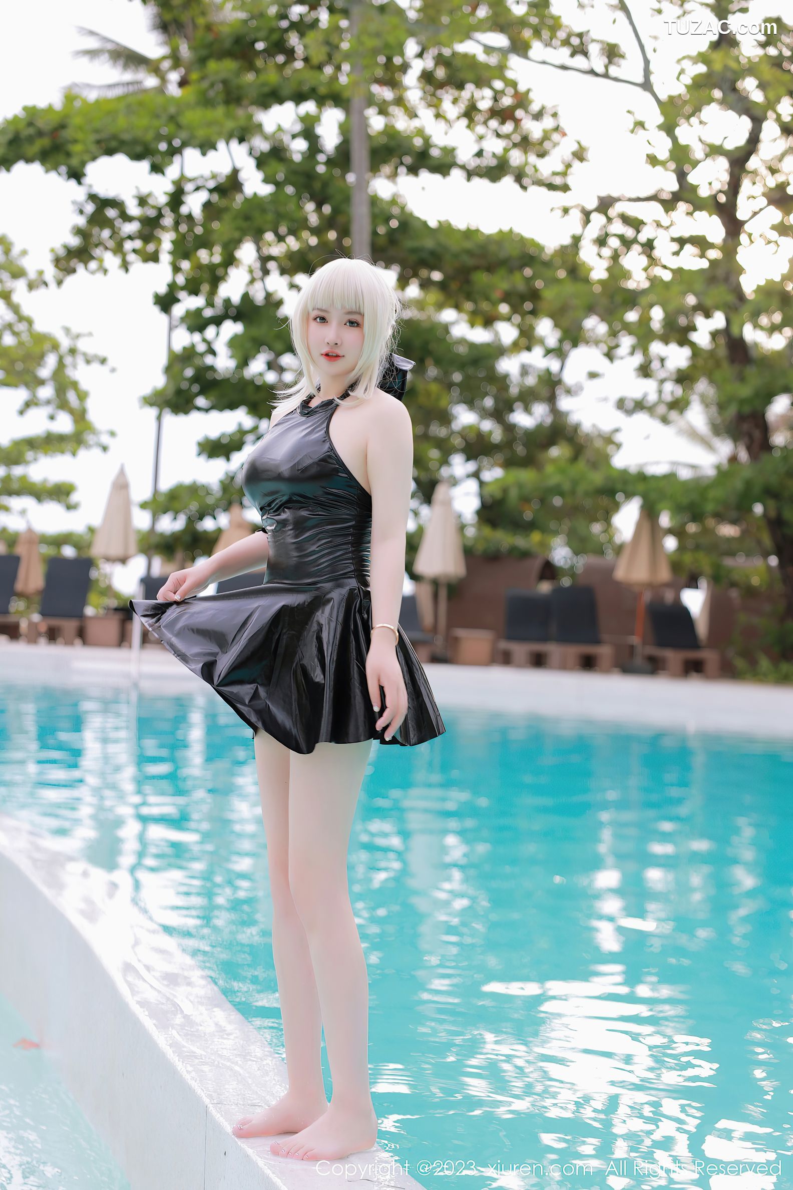 XiuRen秀人网-6984-养乐多DoDo-黑色Cosplay装扮-2023.06.28