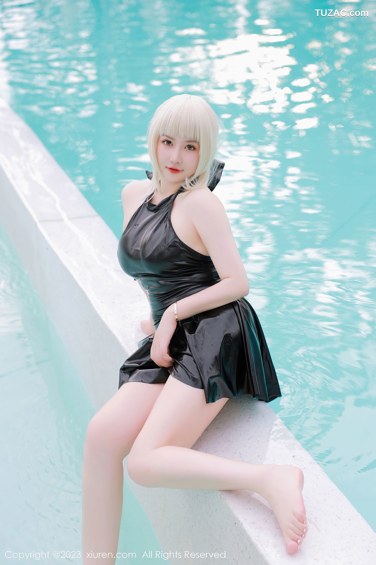 XiuRen秀人网-6984-养乐多DoDo-黑色Cosplay装扮-2023.06.28