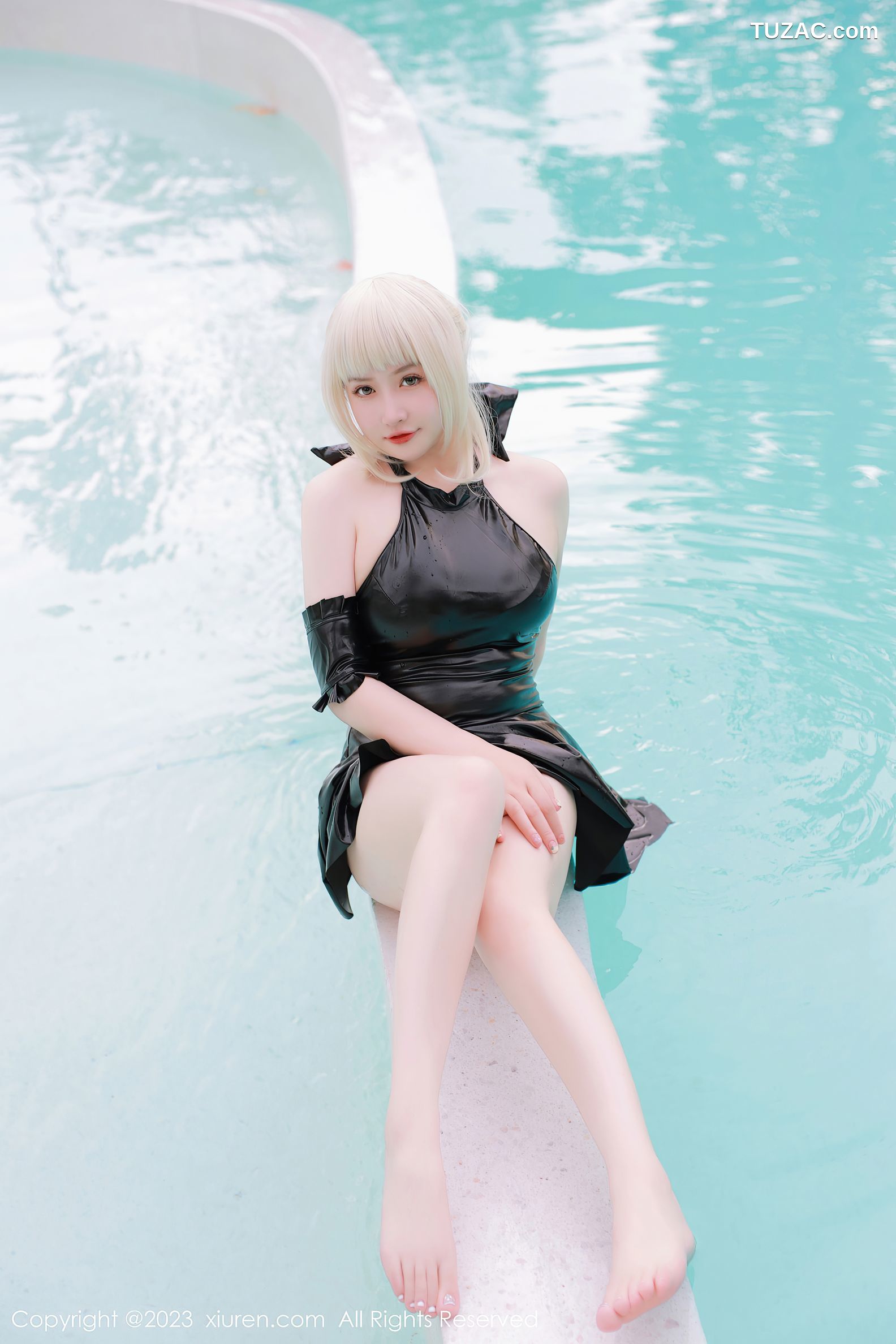 XiuRen秀人网-6984-养乐多DoDo-黑色Cosplay装扮-2023.06.28