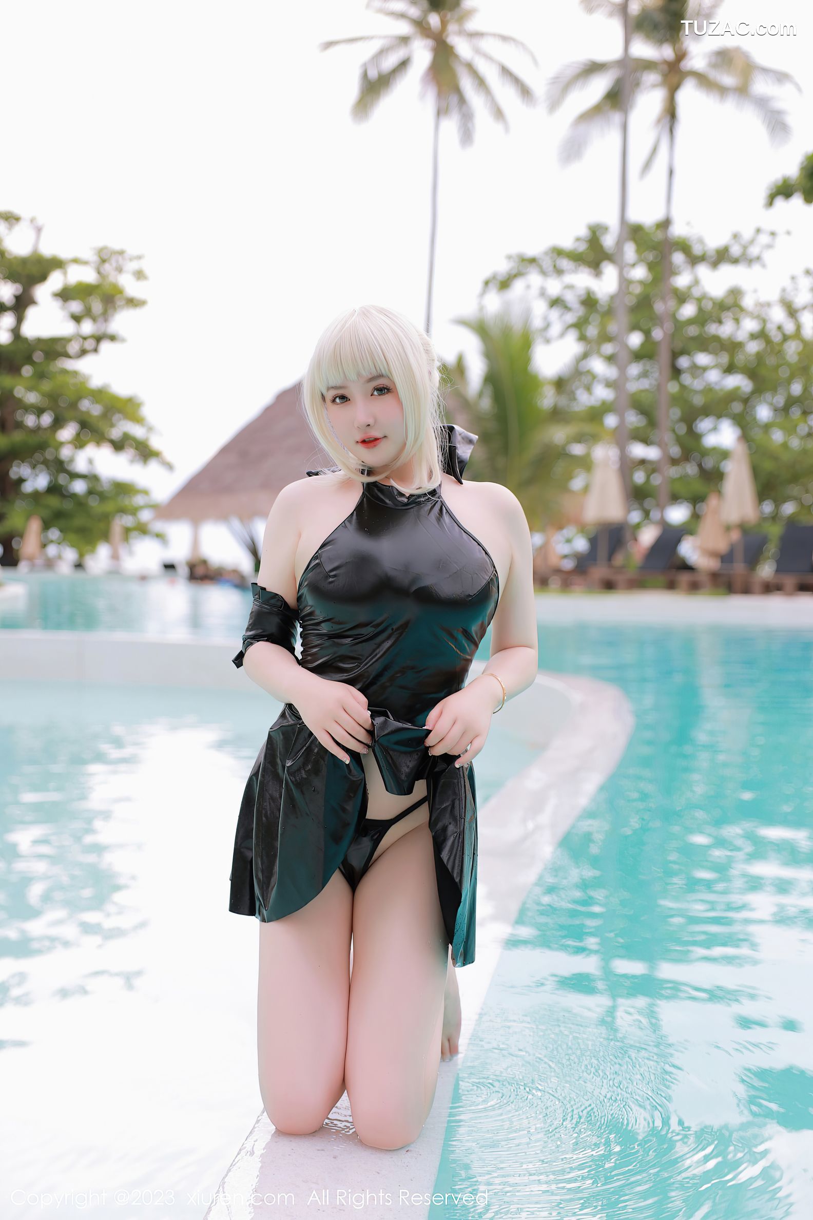 XiuRen秀人网-6984-养乐多DoDo-黑色Cosplay装扮-2023.06.28