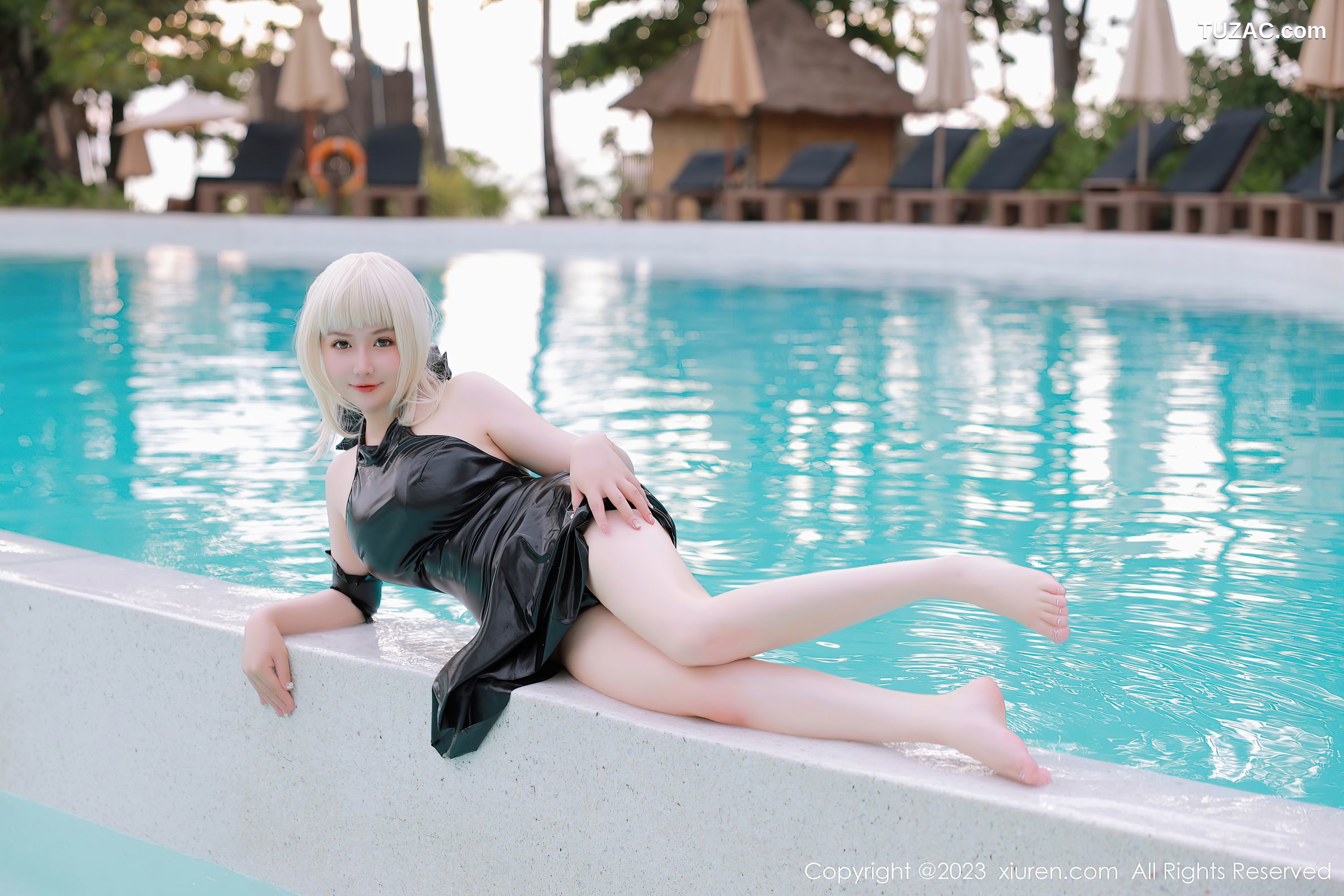 XiuRen秀人网-6984-养乐多DoDo-黑色Cosplay装扮-2023.06.28