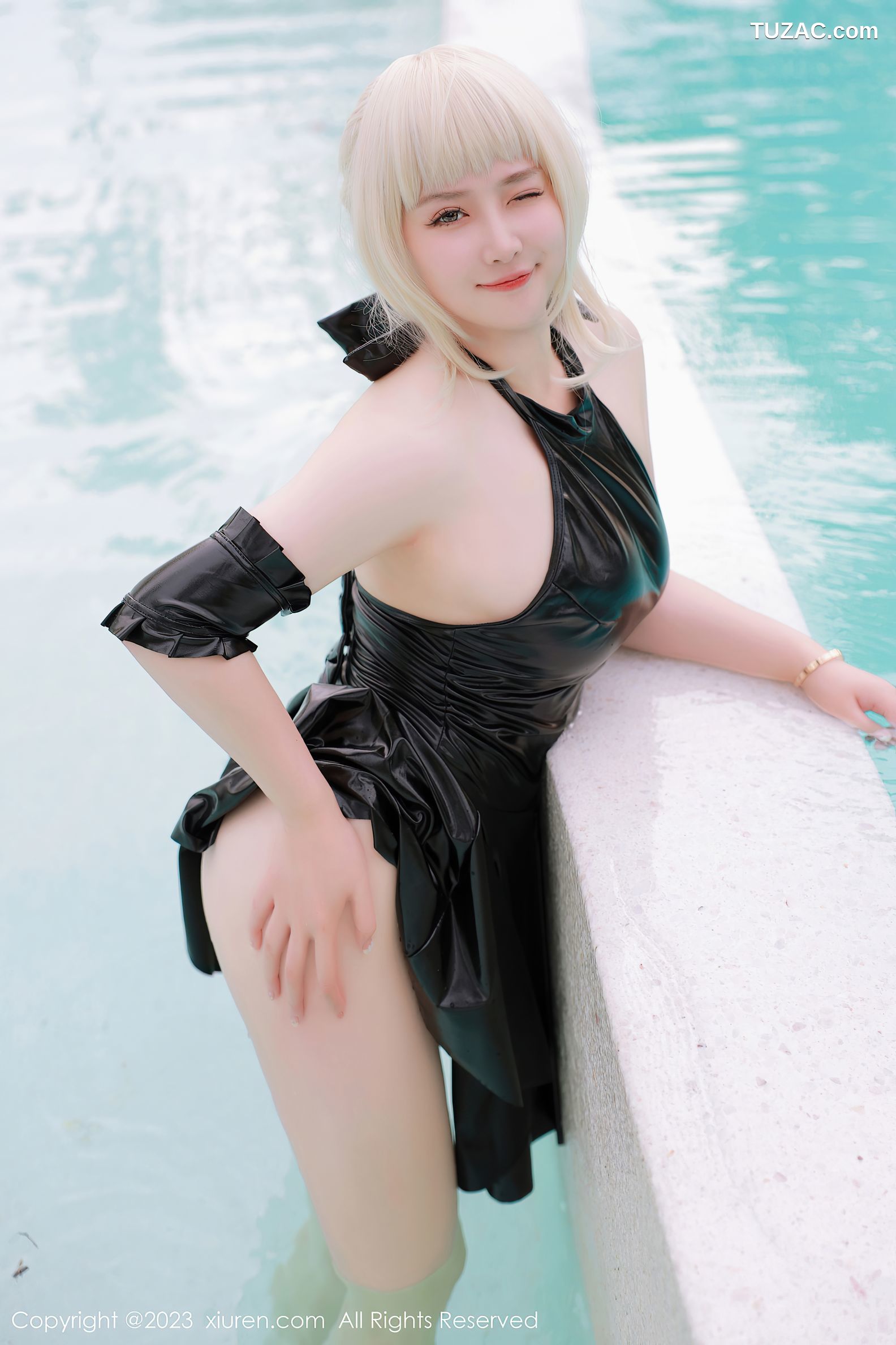 XiuRen秀人网-6984-养乐多DoDo-黑色Cosplay装扮-2023.06.28