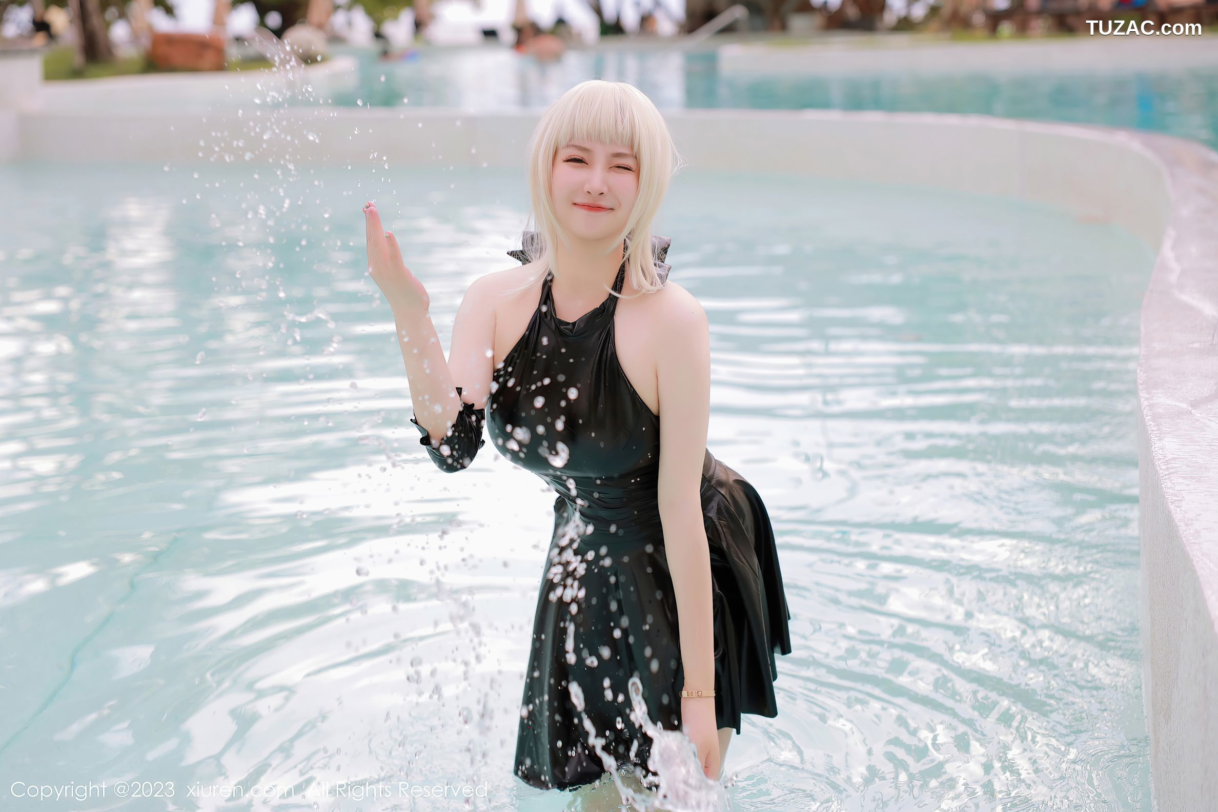 XiuRen秀人网-6984-养乐多DoDo-黑色Cosplay装扮-2023.06.28
