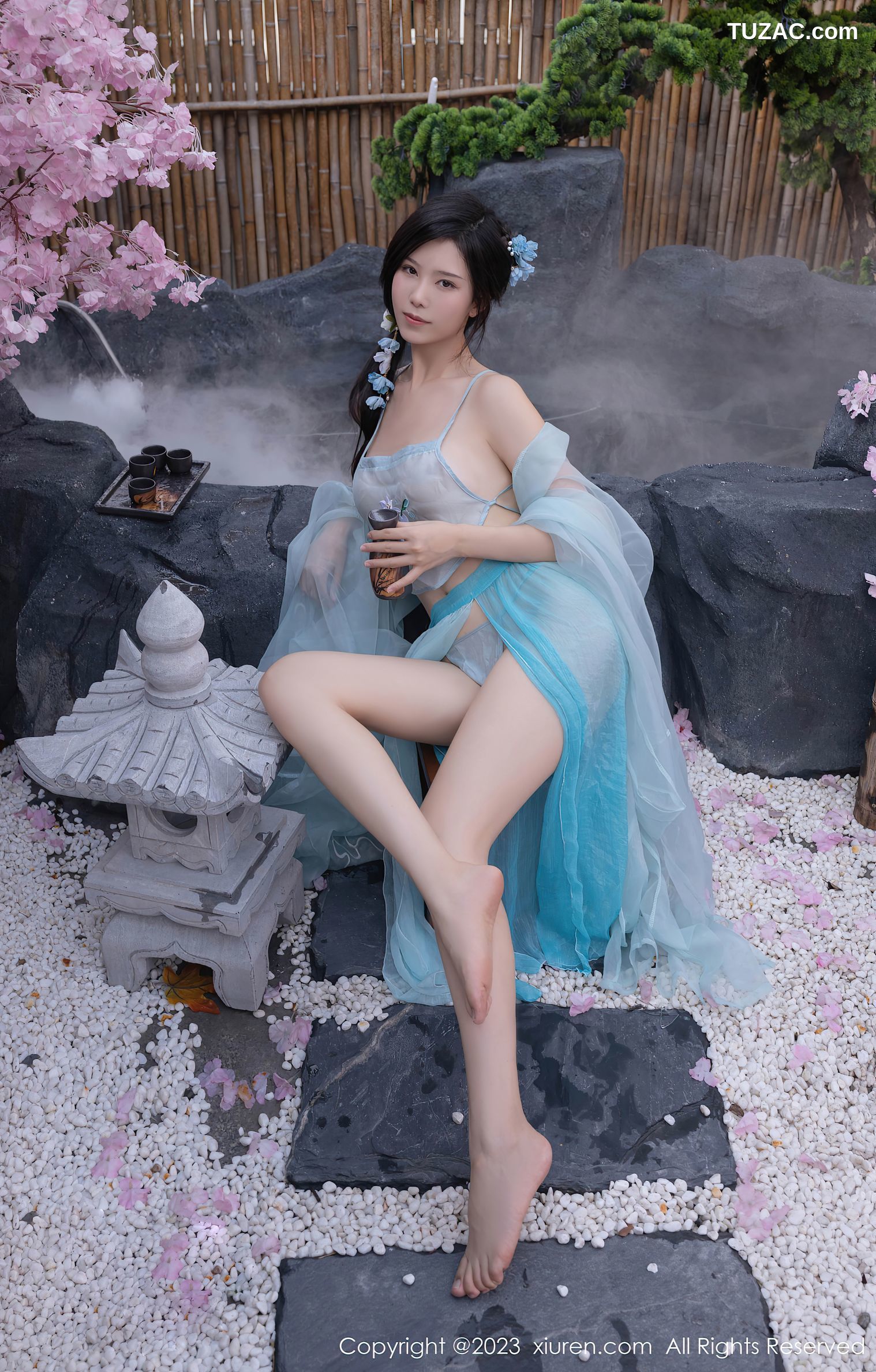 XiuRen秀人网-6991-利世-户外温泉性感浅蓝色古装服饰-2023.06.28