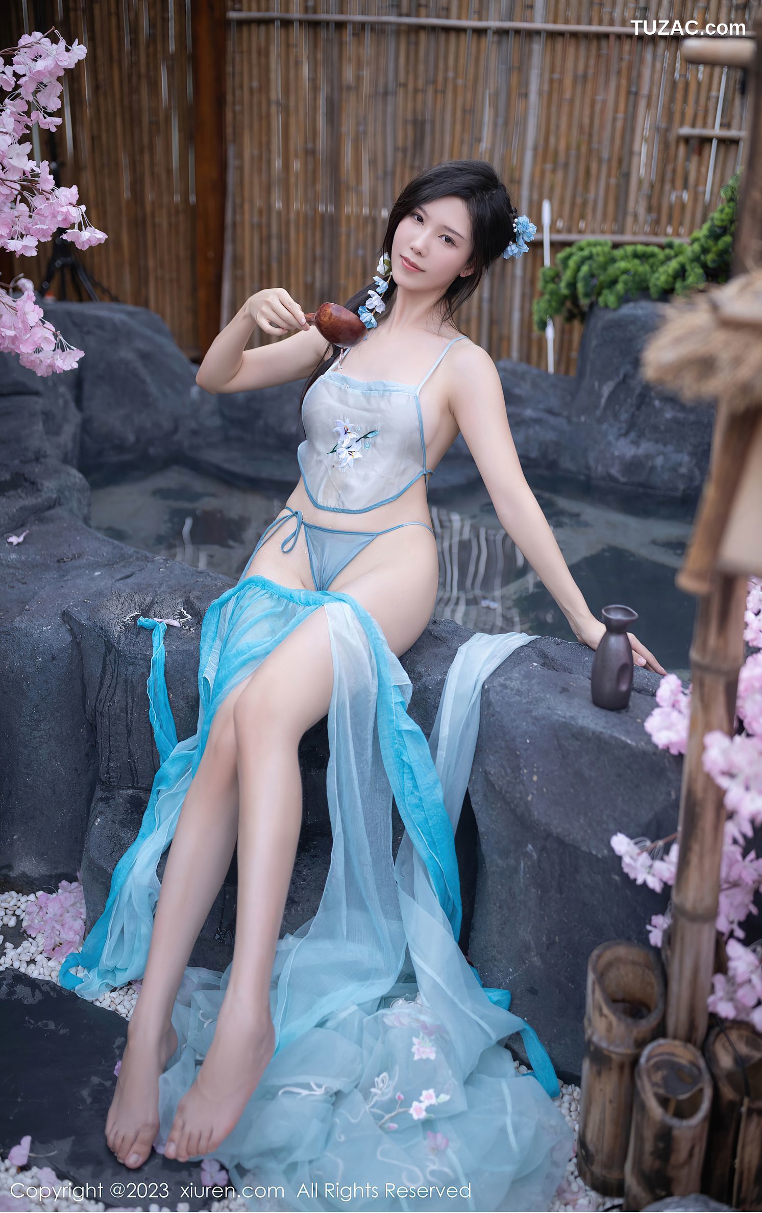 XiuRen秀人网-6991-利世-户外温泉性感浅蓝色古装服饰-2023.06.28