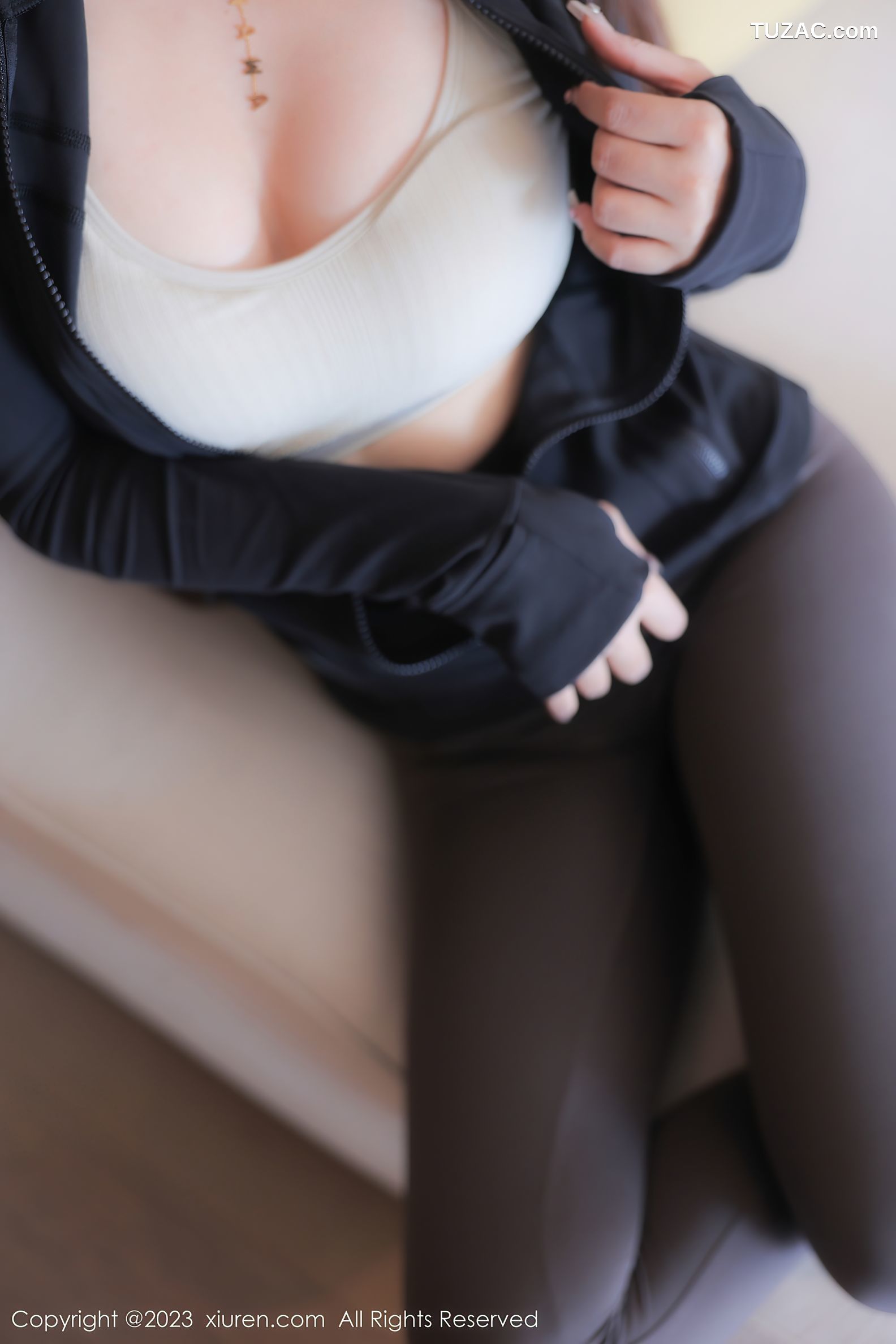 XiuRen秀人网-7001-汐汐baby-运动衣紧身裤浴室-2023.06.30