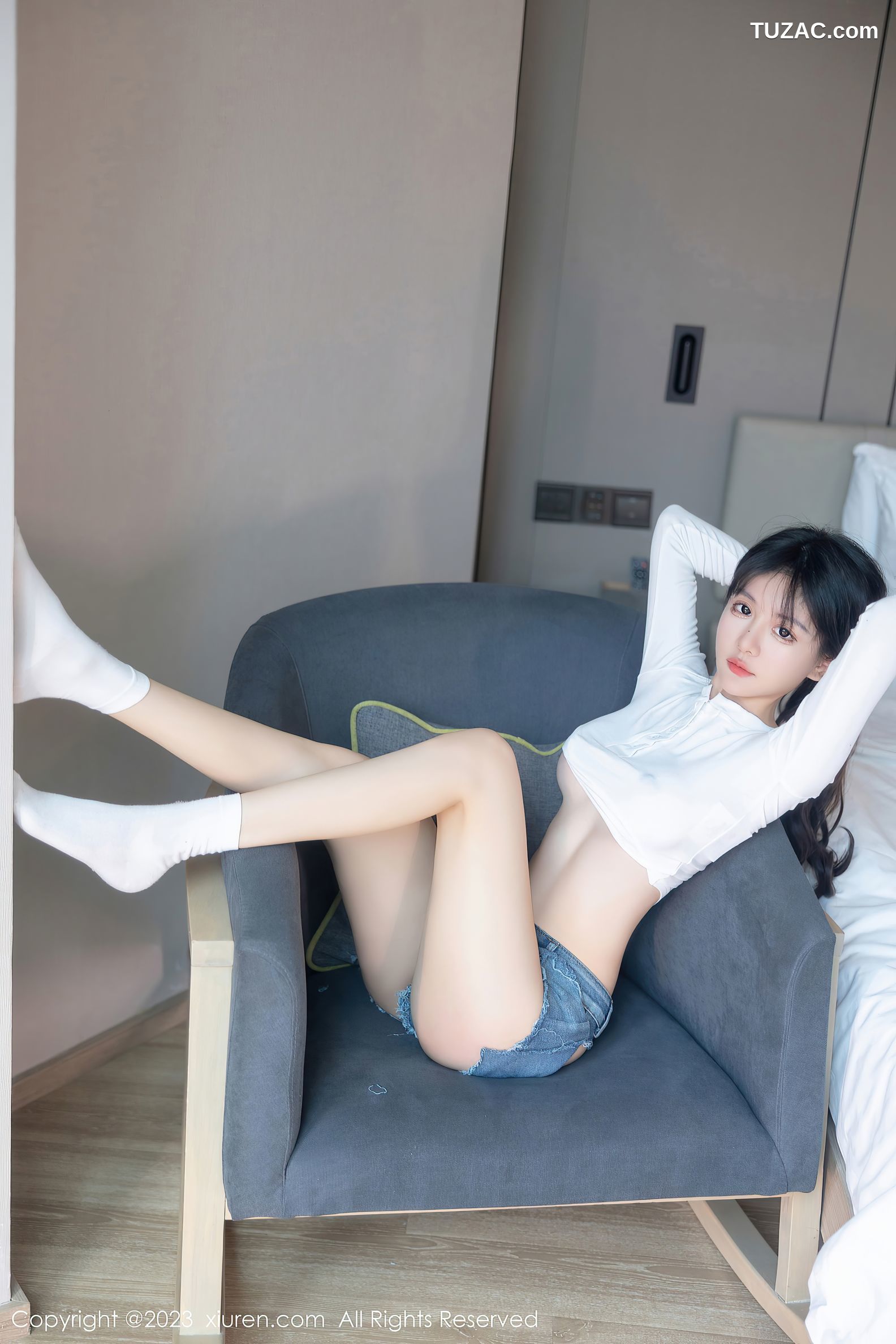 XiuRen秀人网-7010-幼幼-清纯少女白T牛仔热裤-2023.06.30