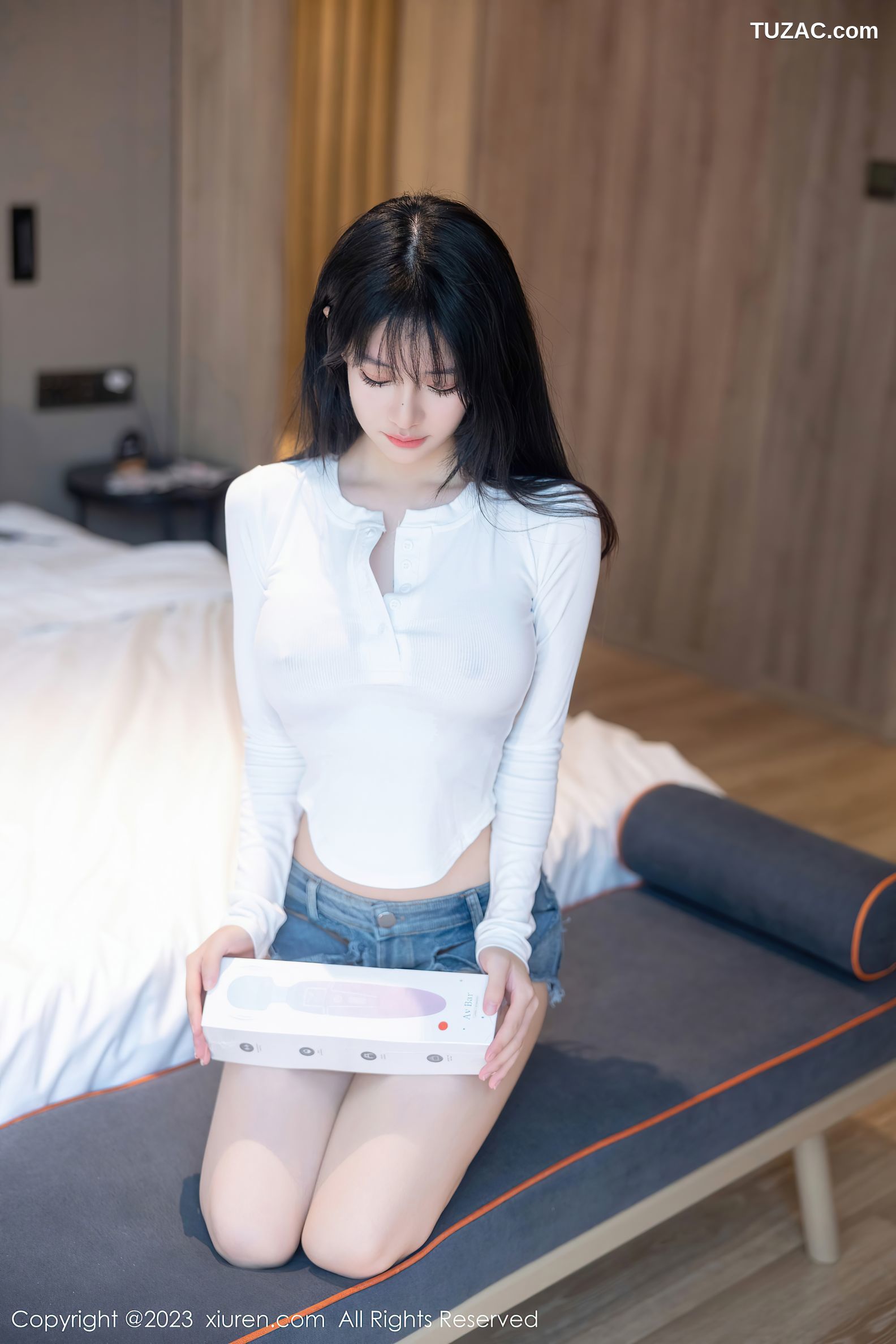 XiuRen秀人网-7010-幼幼-清纯少女白T牛仔热裤-2023.06.30