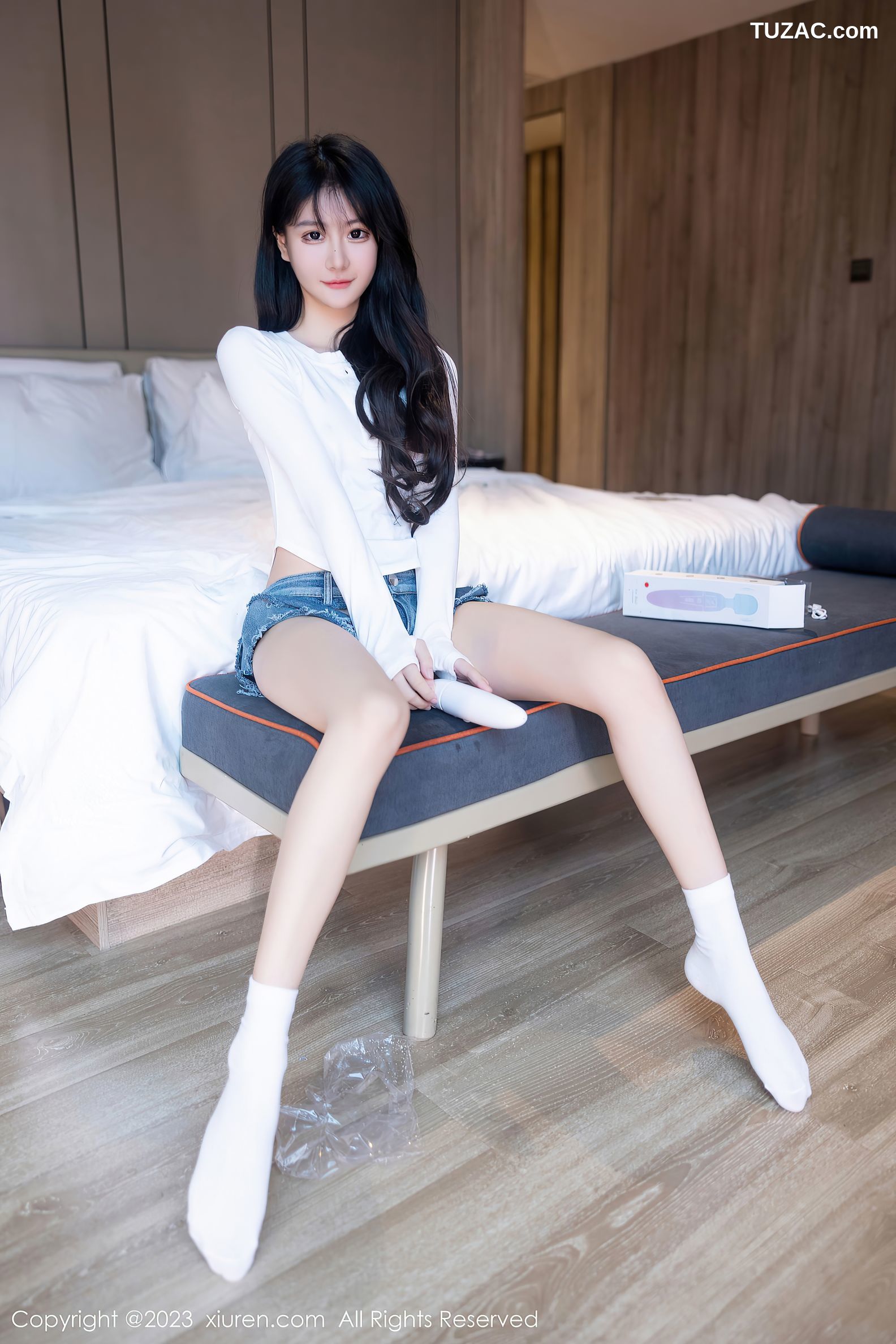 XiuRen秀人网-7010-幼幼-清纯少女白T牛仔热裤-2023.06.30