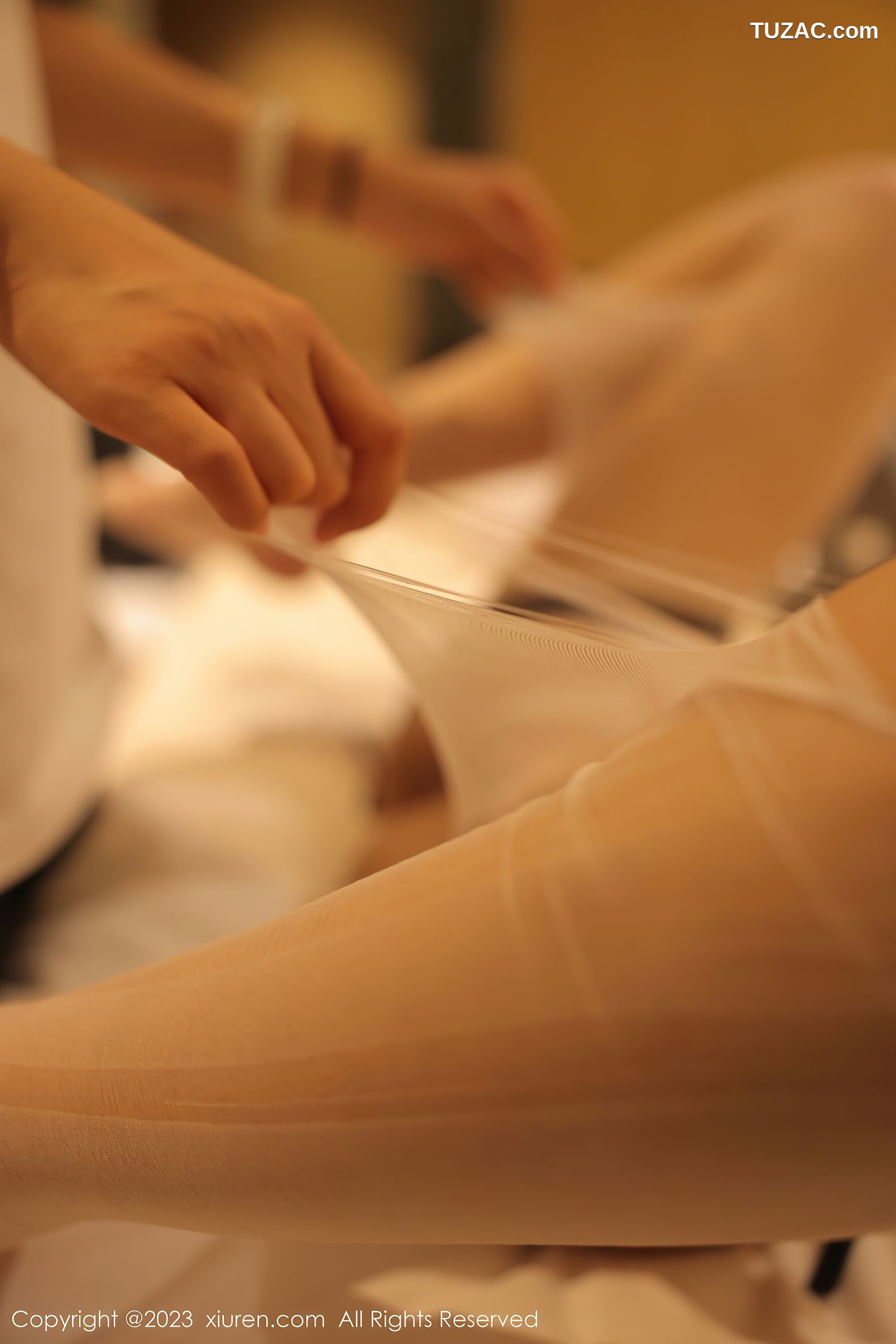 XiuRen秀人网-7026-萌汉药baby-白色JK性感白丝-2023.07.05