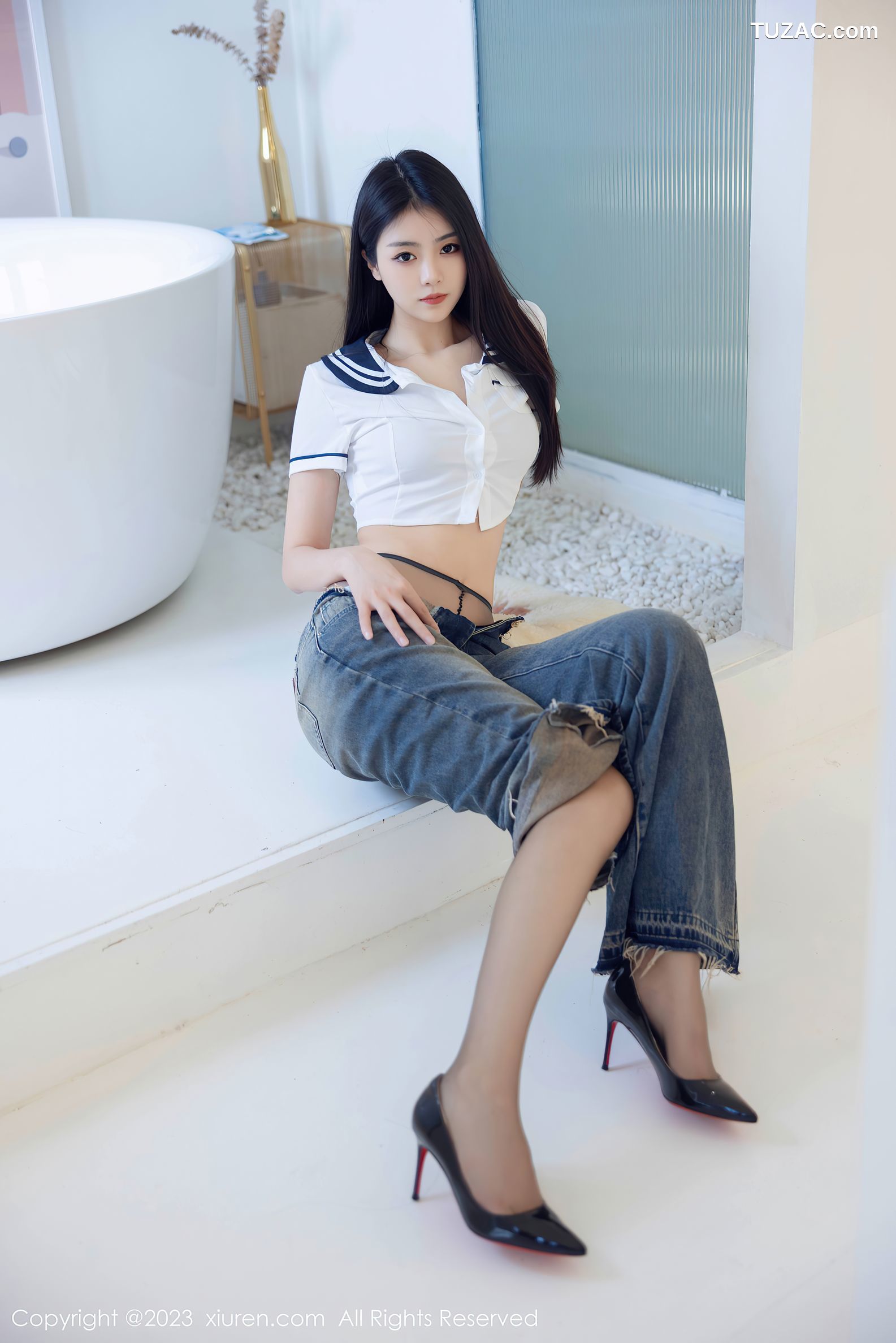 XiuRen秀人网-7027-可樂Vicky-白水手T牛仔裤黑丝-2023.07.05