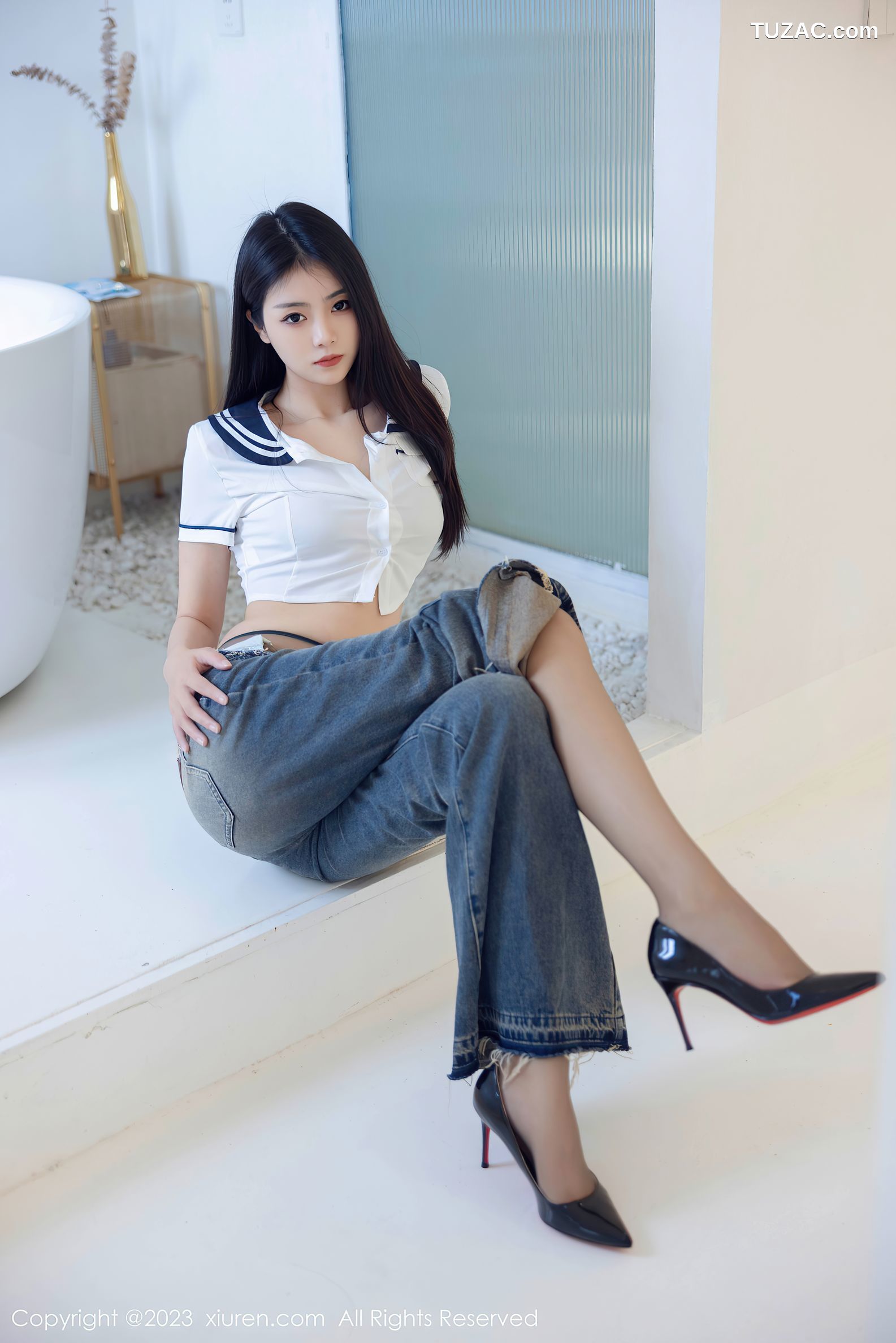 XiuRen秀人网-7027-可樂Vicky-白水手T牛仔裤黑丝-2023.07.05
