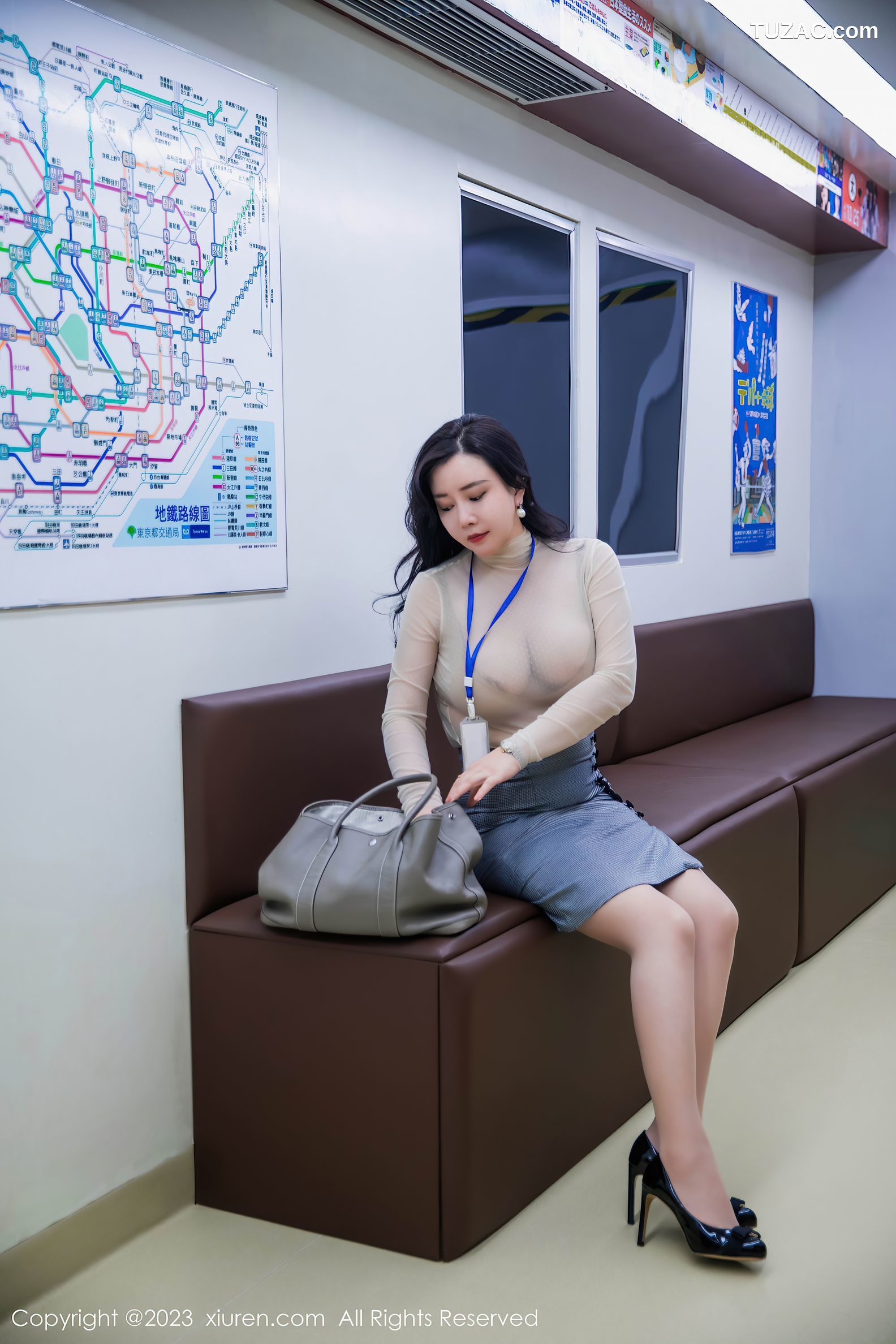 XiuRen秀人网-7054-王婉悠Queen-白T蓝裙杏色内衣-2023.07.10