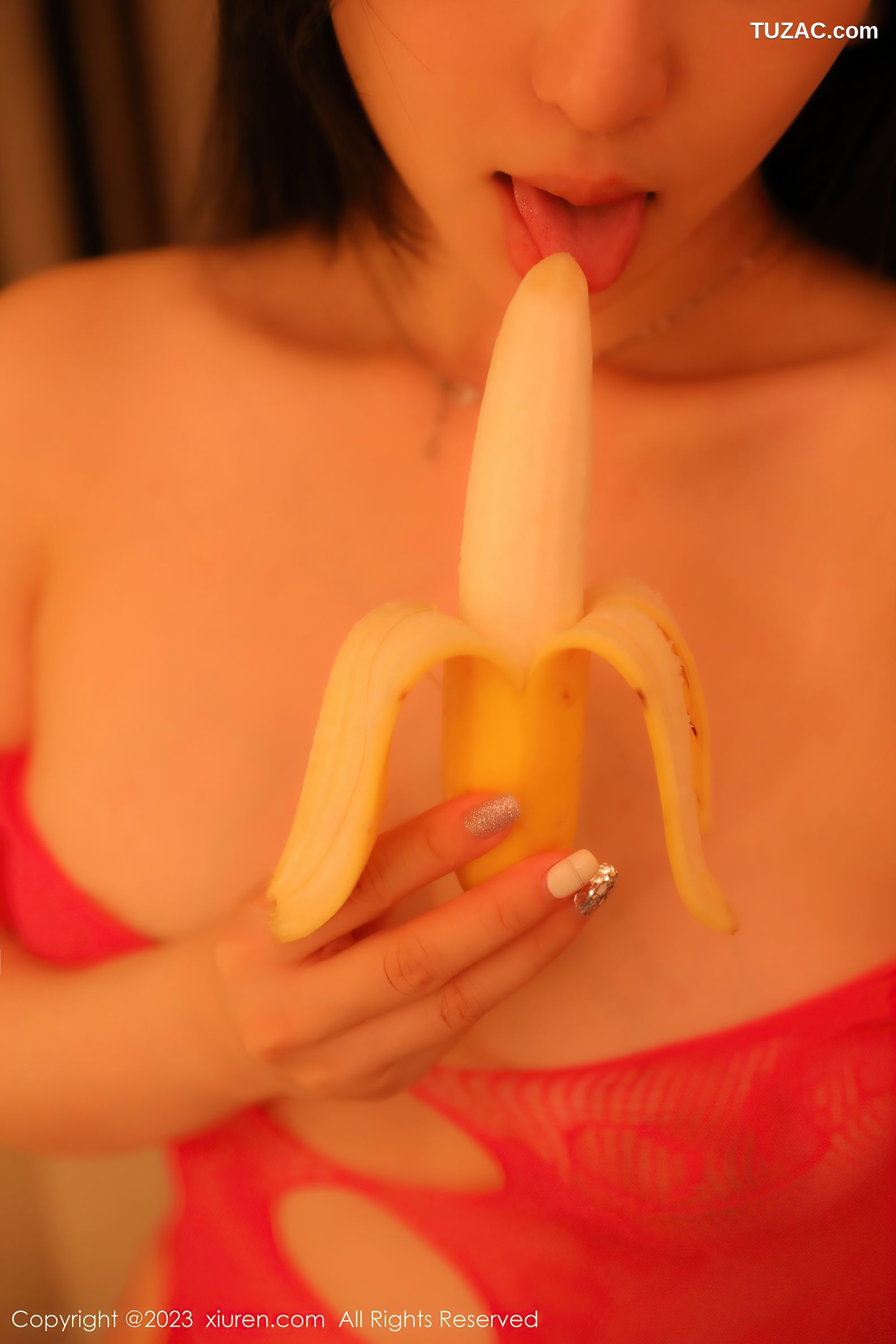 XiuRen秀人网-7069-柚琪Rich-粉红镂空情趣连体内衣-2023.07.12