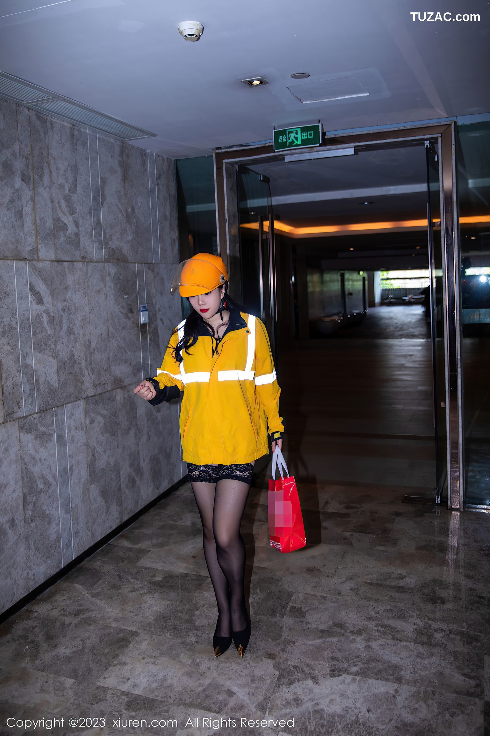 XiuRen秀人网-7093-王婉悠Queen-外卖员黑蕾丝内衣黑丝-2023.07.18