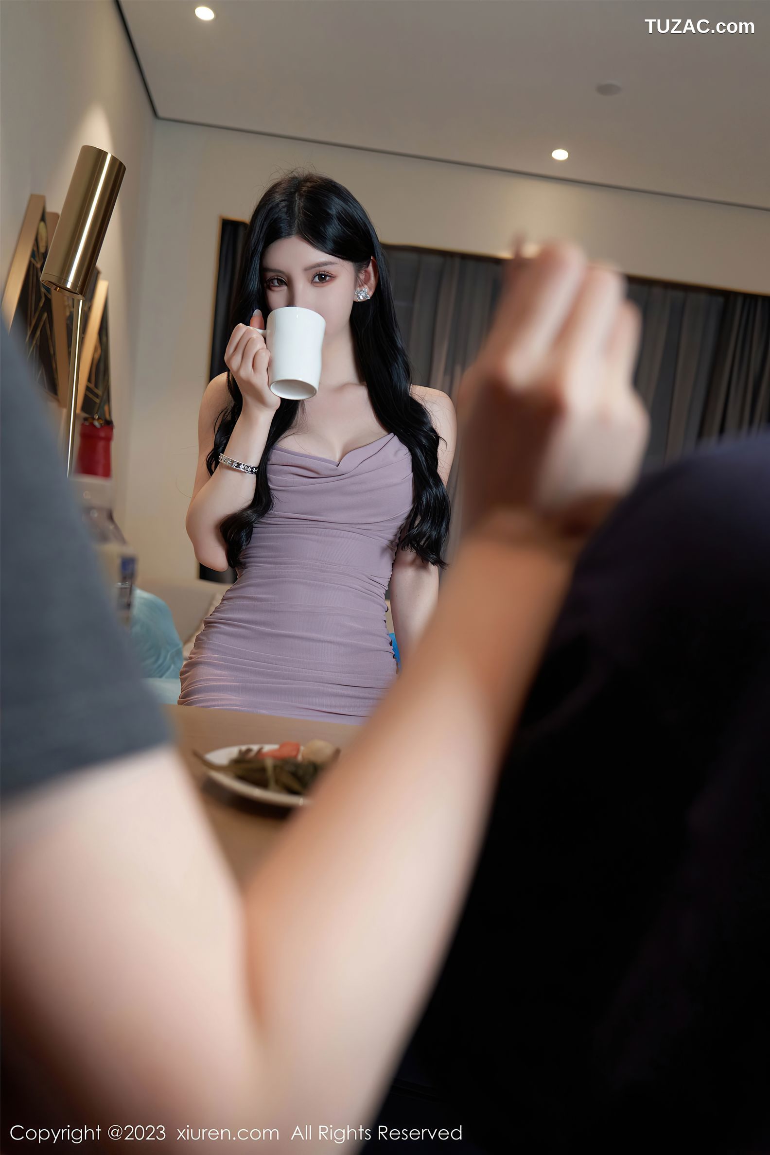 XiuRen秀人网-7122-周于希Sally-厦门旅拍-《邻居间的暧昧关系》-2023.07.21