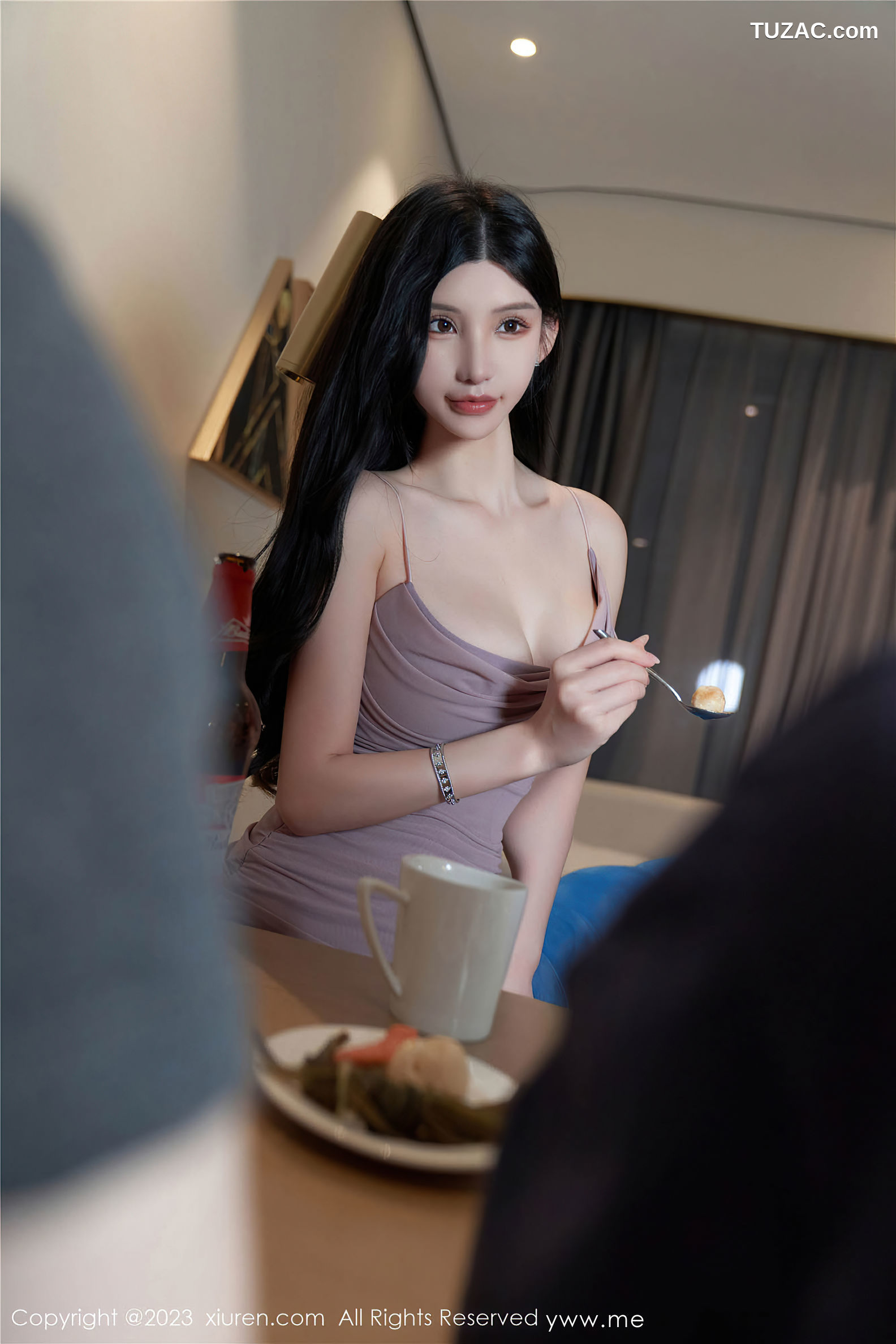 XiuRen秀人网-7122-周于希Sally-厦门旅拍-《邻居间的暧昧关系》-2023.07.21