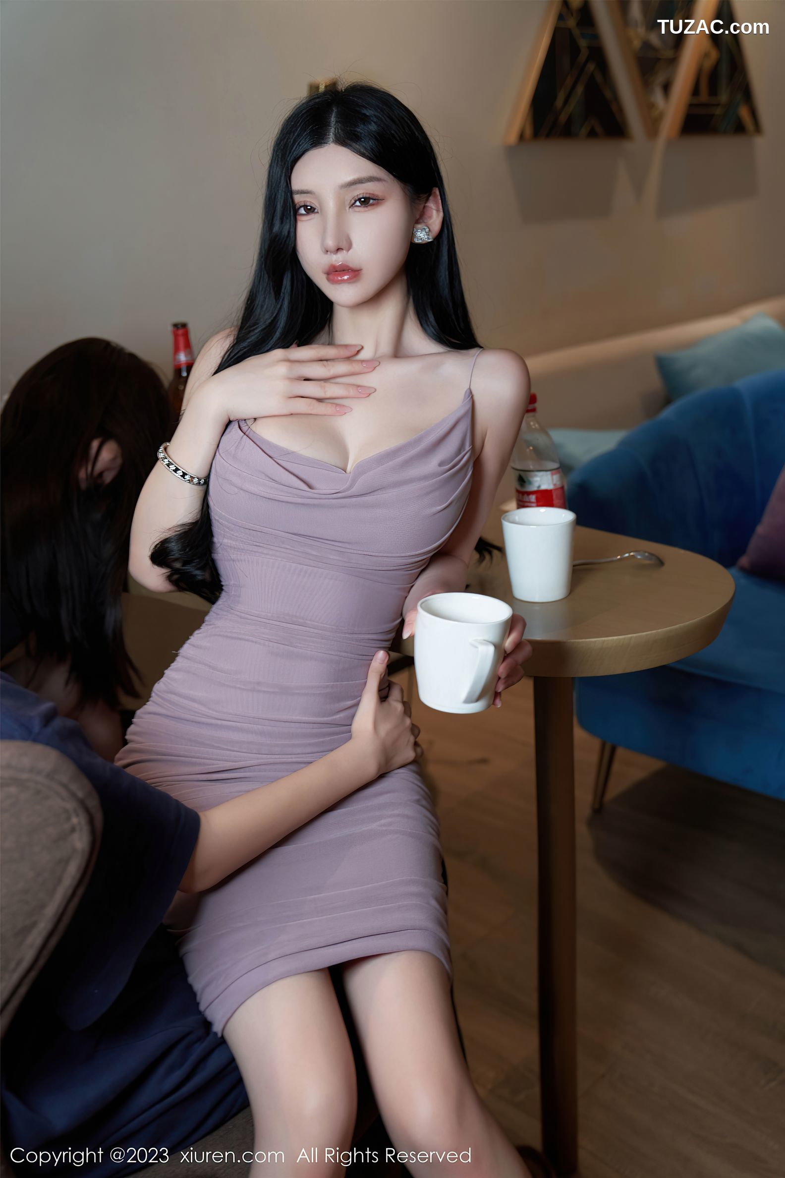 XiuRen秀人网-7122-周于希Sally-厦门旅拍-《邻居间的暧昧关系》-2023.07.21