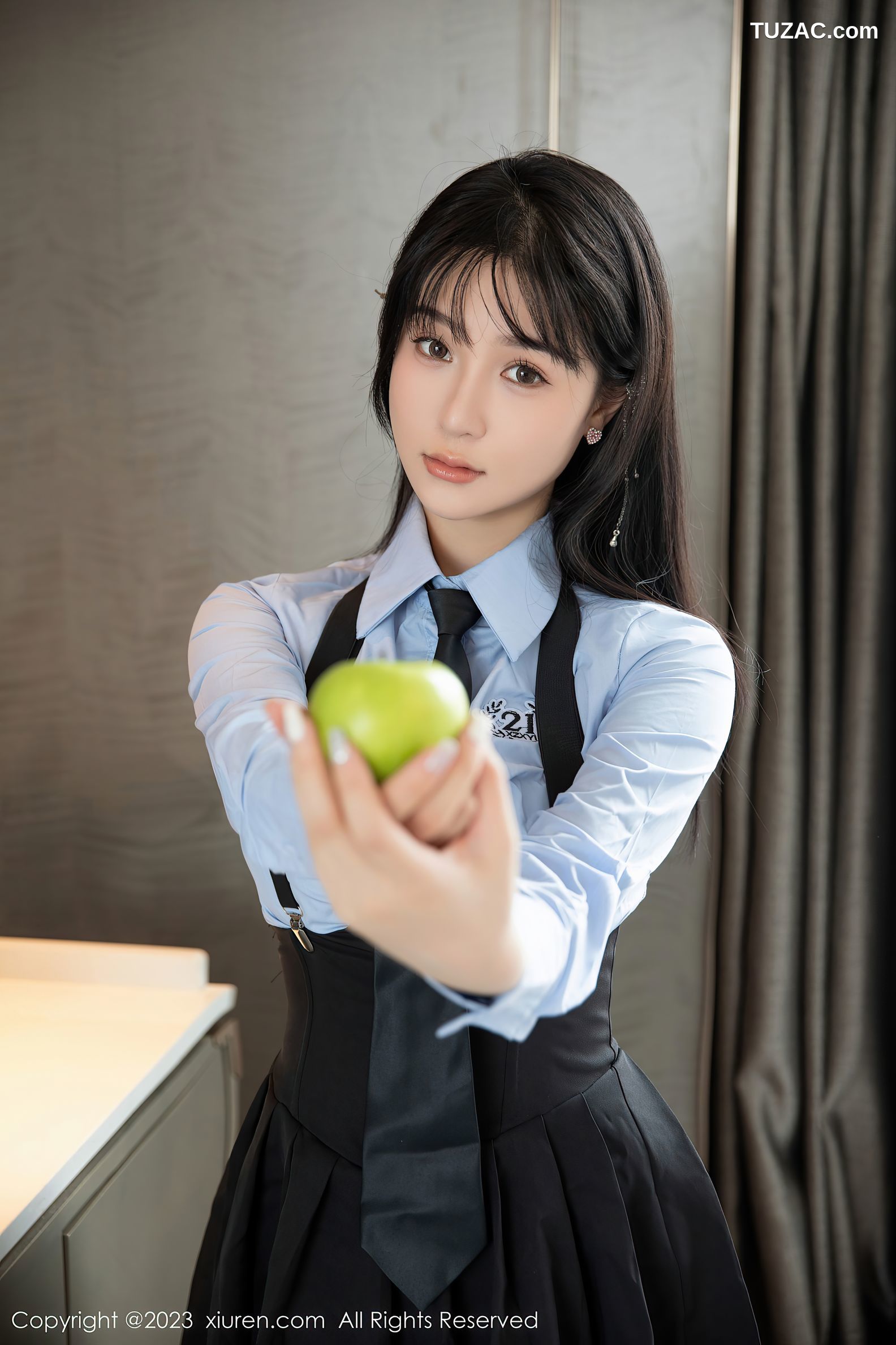 XiuRen秀人网-7140-柚琪Rich-蓝衫黑裙学生装黑丝-2023.07.26