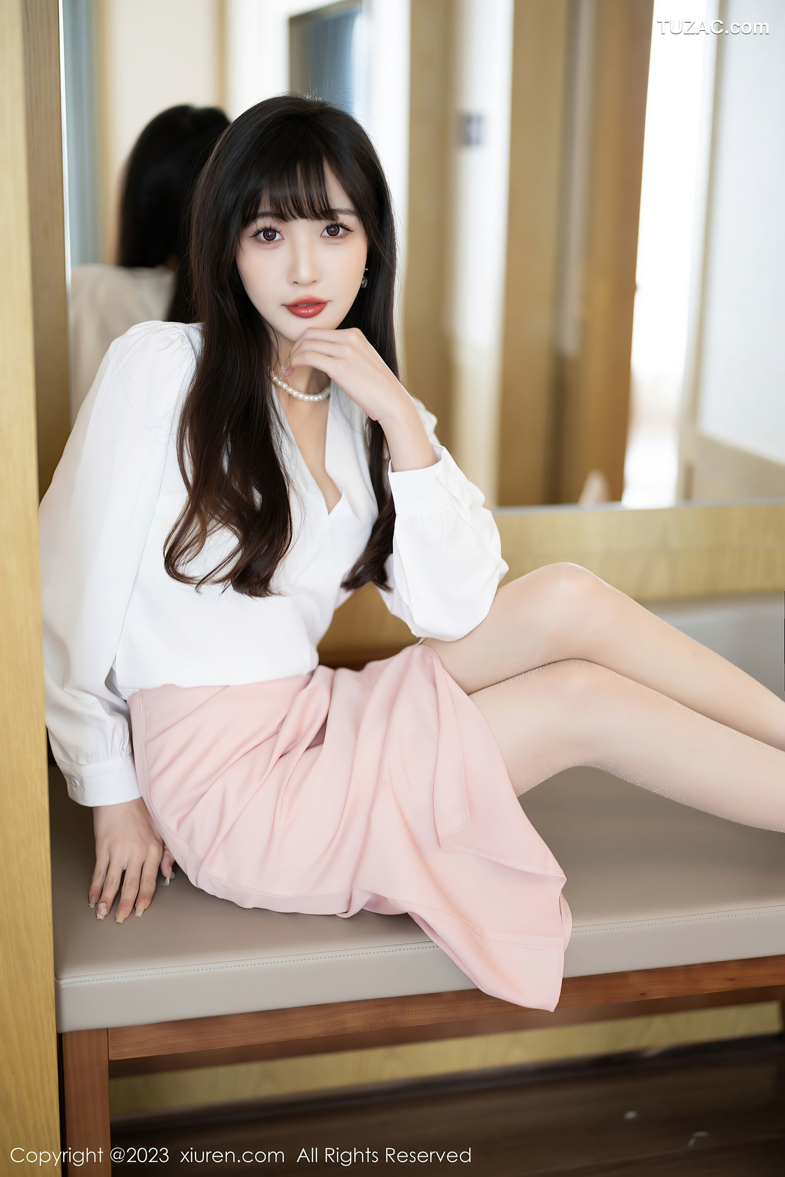 XiuRen秀人网-7147-林星阑-白衣粉裙白色内衣肉丝-2023.07.27