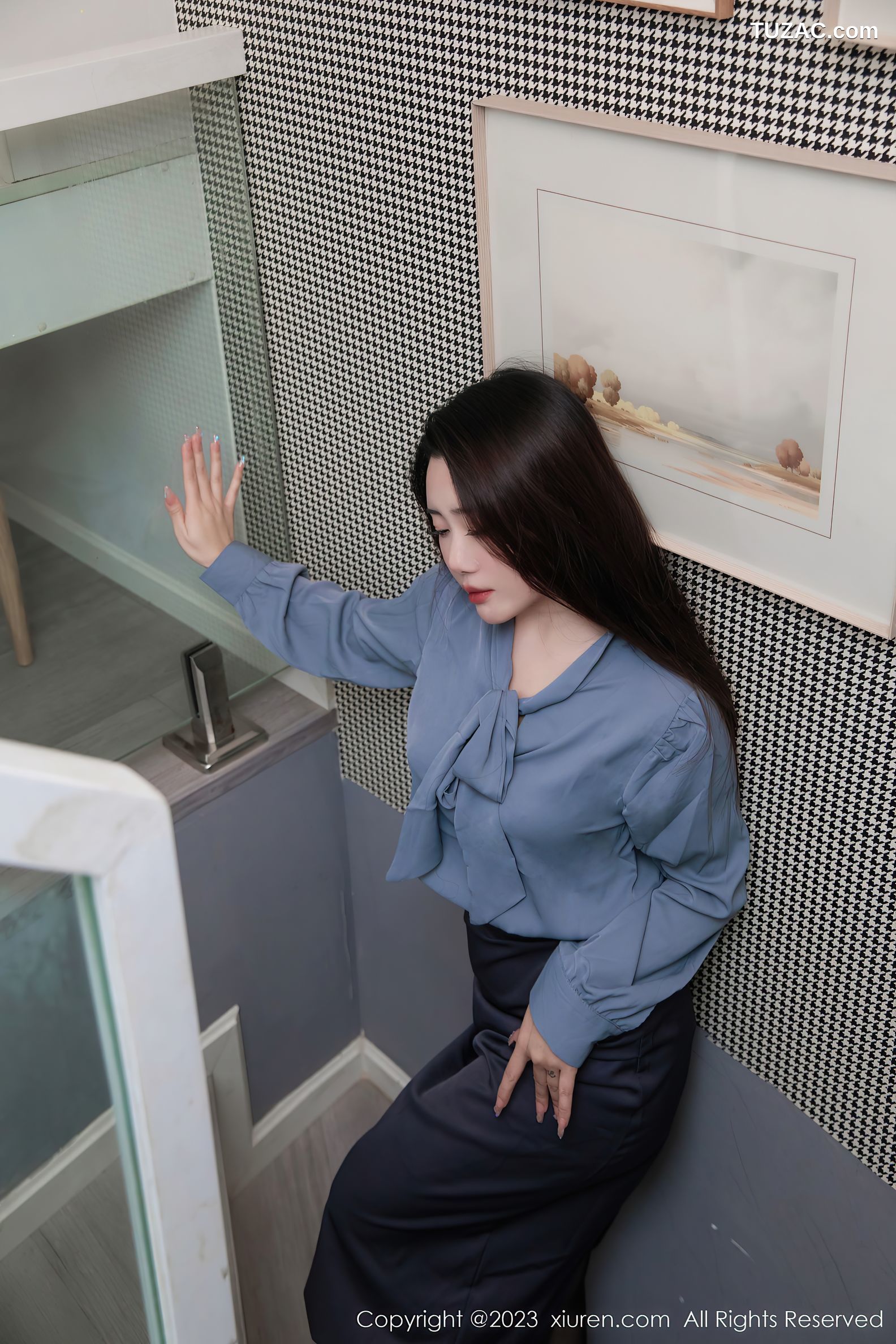 XiuRen秀人网-7179-严利娅Yuliya-灰黑职业装蕾丝内衣黑丝-2023.08.03