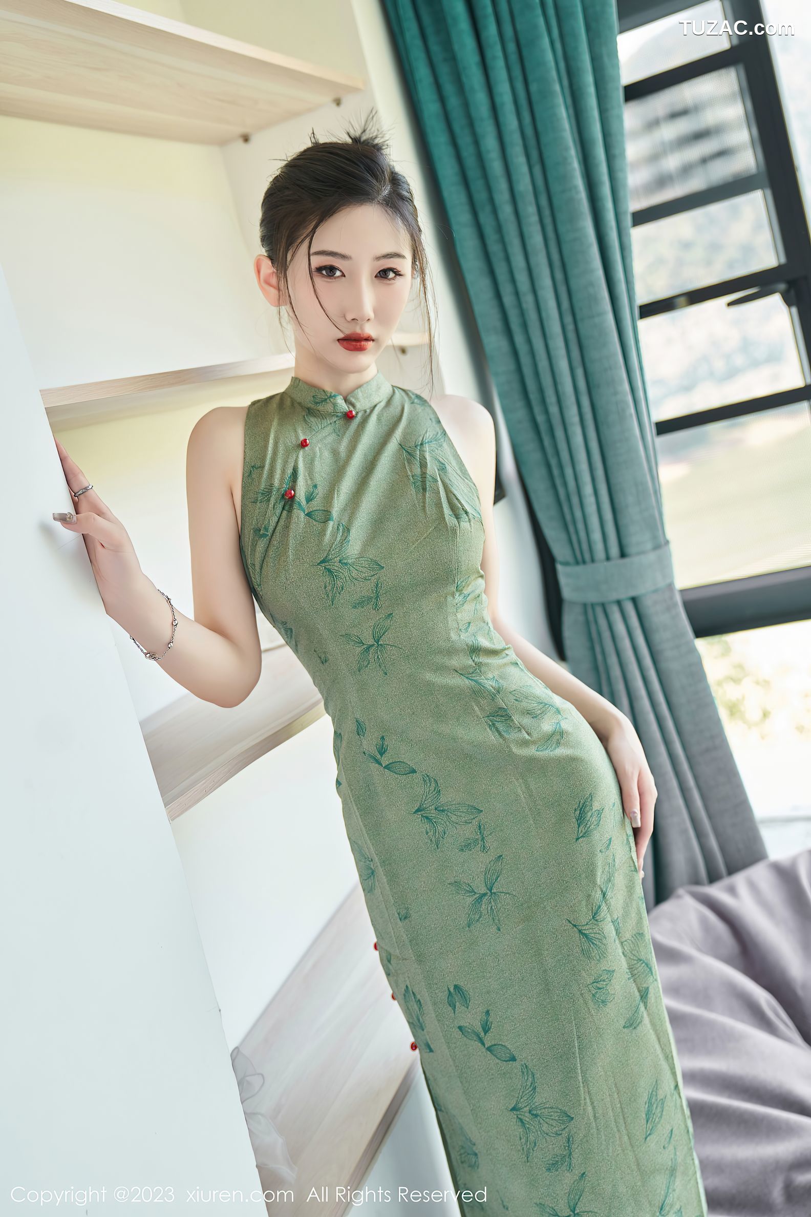 XiuRen秀人网-7181-沈青黛-翠绿色旗袍-2023.08.03