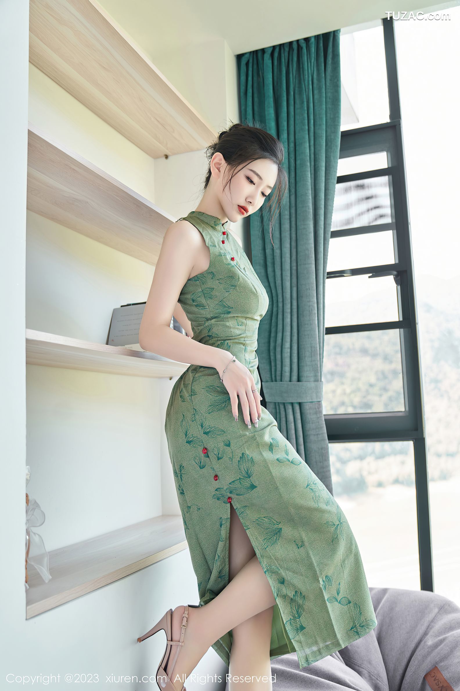 XiuRen秀人网-7181-沈青黛-翠绿色旗袍-2023.08.03