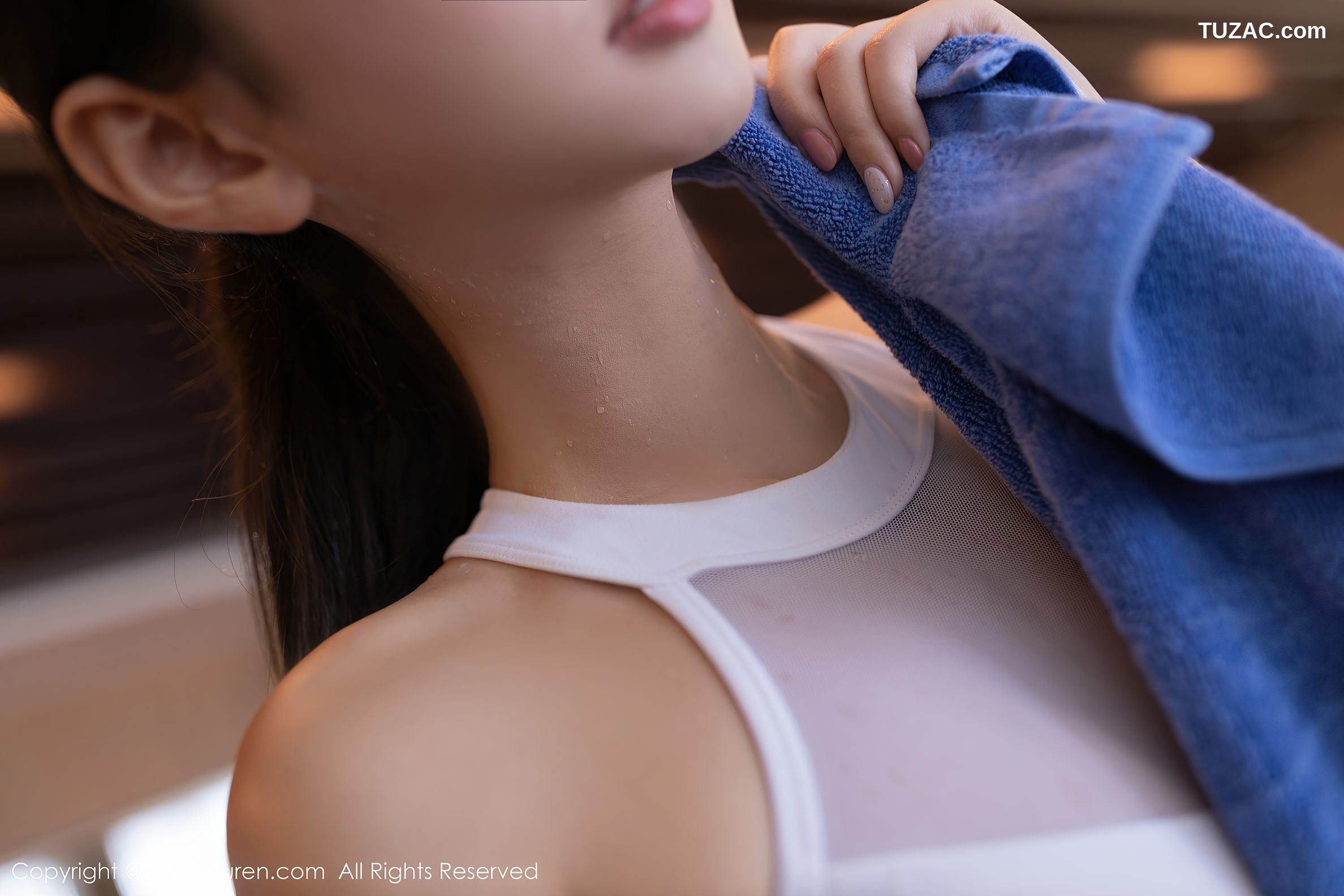 XiuRen秀人网-7197-唐安琪-澳门旅拍-白背心灰蓝紧身瑜伽服健身馆-2023.08.07