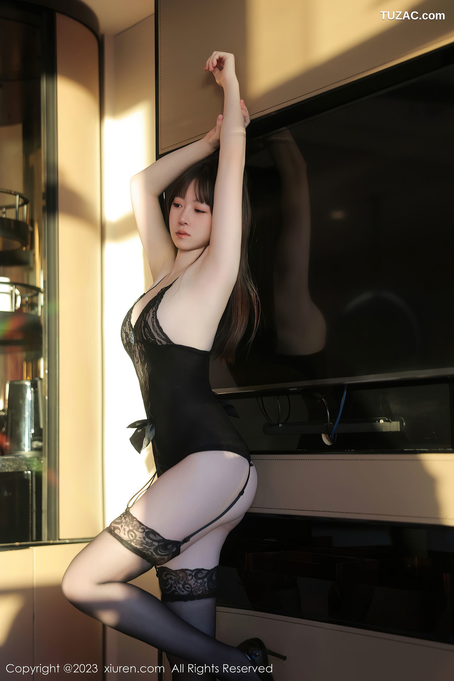 XiuRen秀人网-7250-林悠悠-黑色蕾丝情趣内衣黑丝珍珠丁字裤-2023.08.18