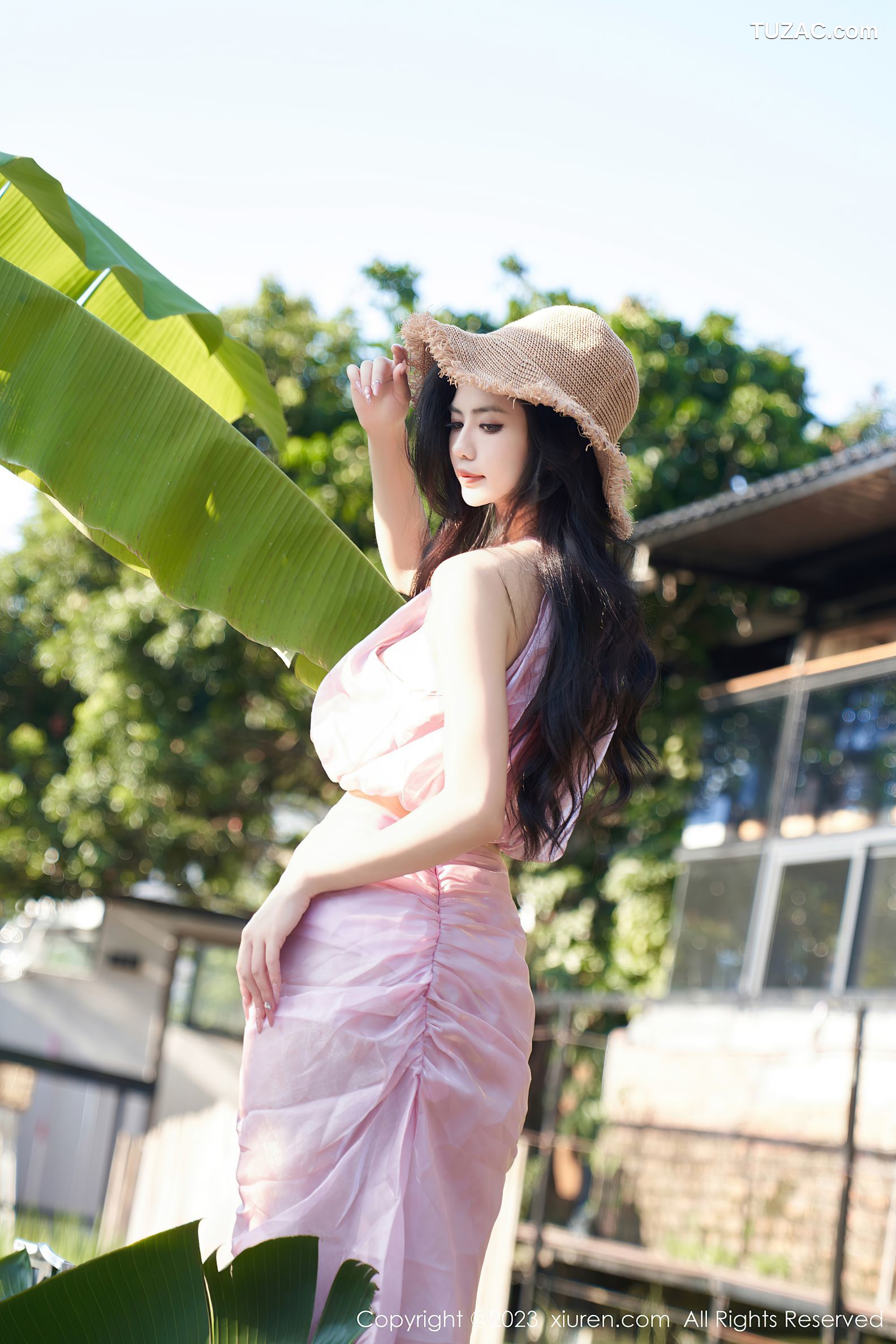 XiuRen秀人网-7281-浅浅Danny-浅粉色裙装-2023.08.24
