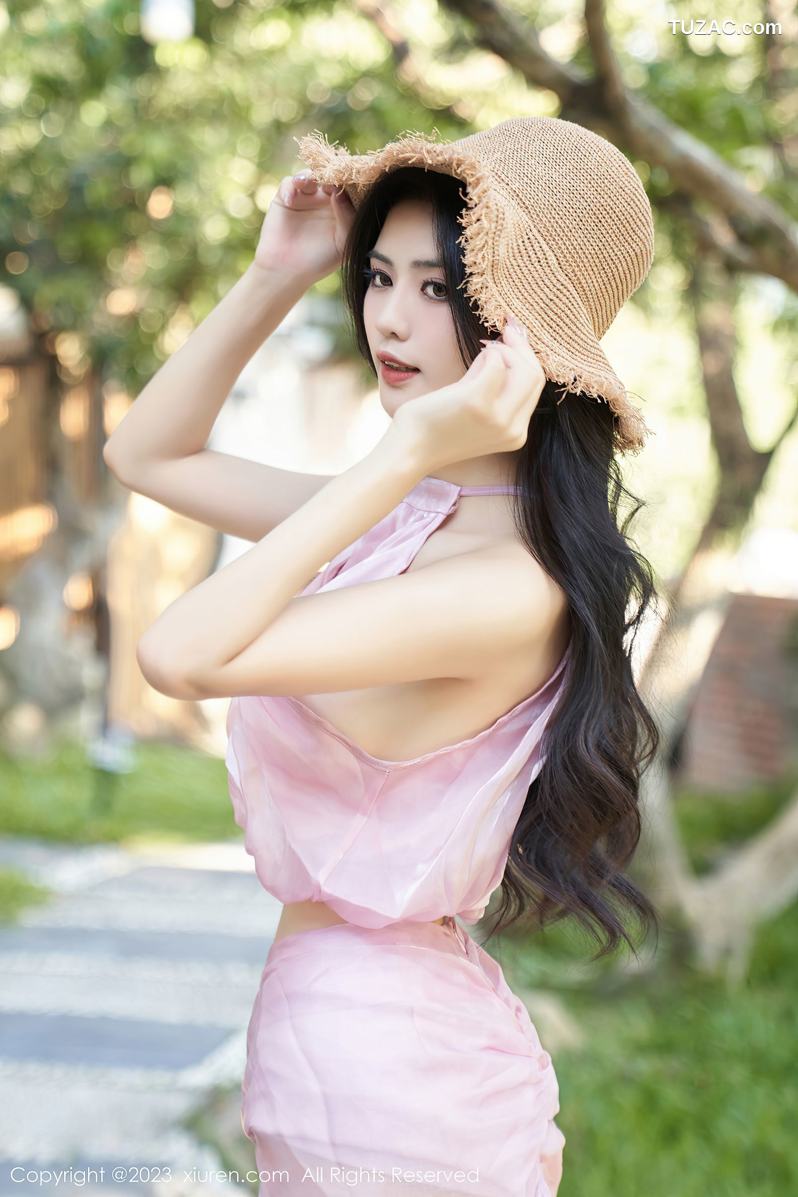 XiuRen秀人网-7281-浅浅Danny-浅粉色裙装-2023.08.24