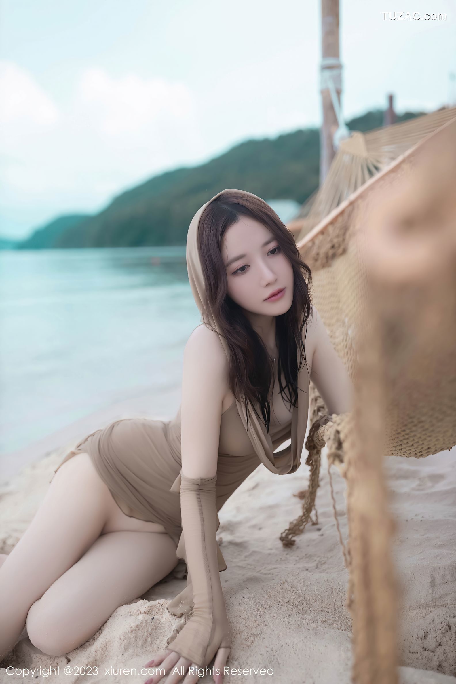 XiuRen秀人网-7288-鱼子酱Fish-米色长裙海边沙滩湿身-2023.08.25