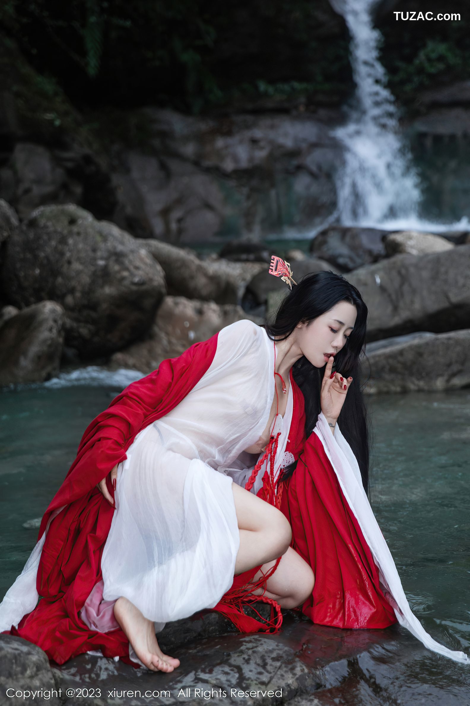 XiuRen秀人网-7295-严利娅Yuliya-古装爆乳妲己角色扮演-2023.08.28