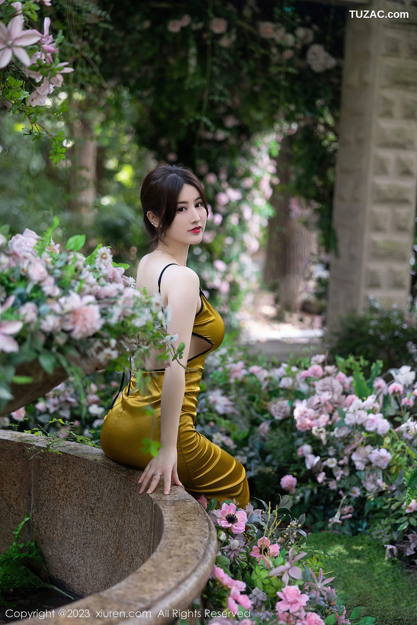 XiuRen秀人网-7302-诗诗kiki-黄色吊带长裙-2023.08.29