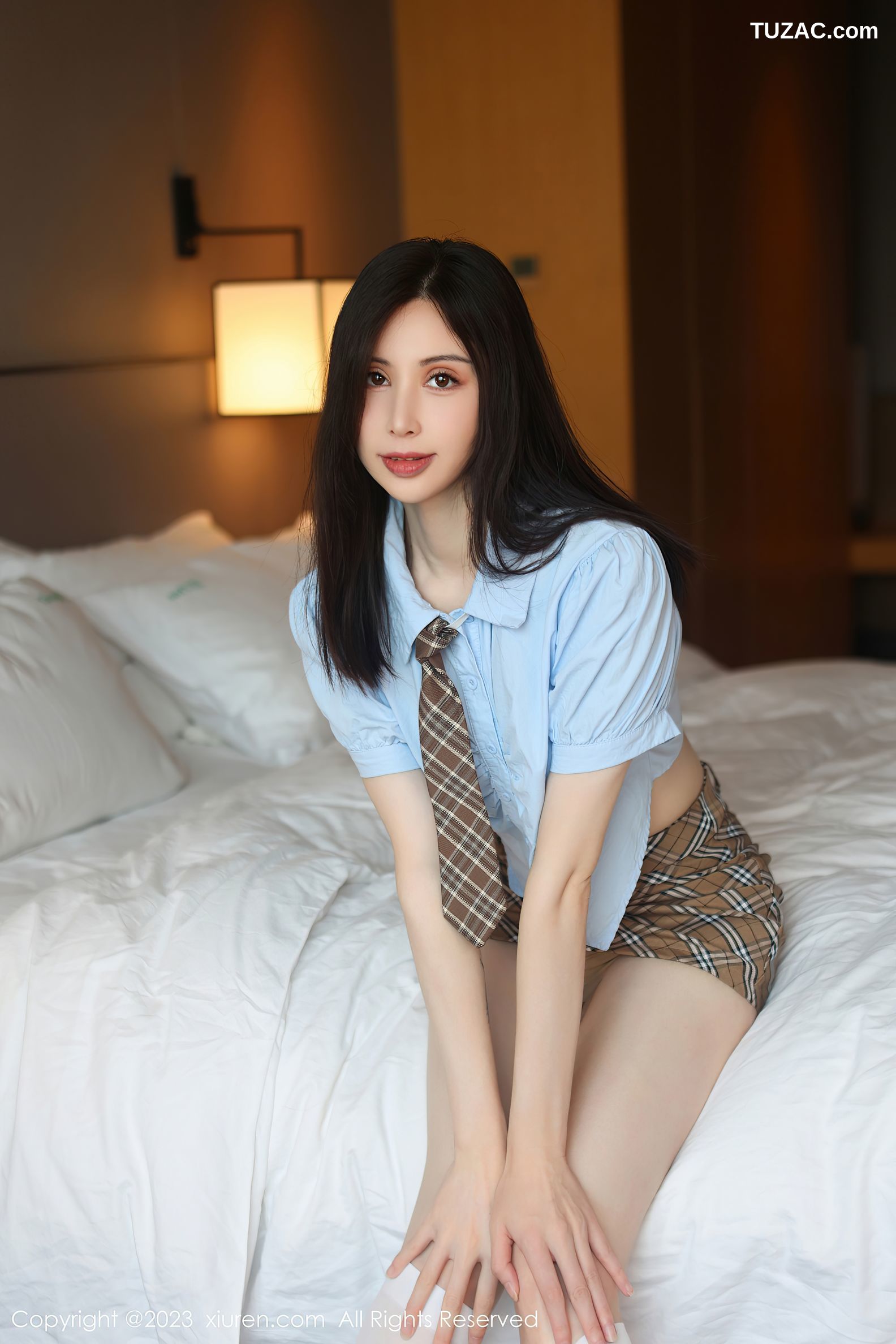 XiuRen秀人网-7306-曼柔-蓝色衬衫灰短裙蓝色蕾丝内衣-2023.08.30