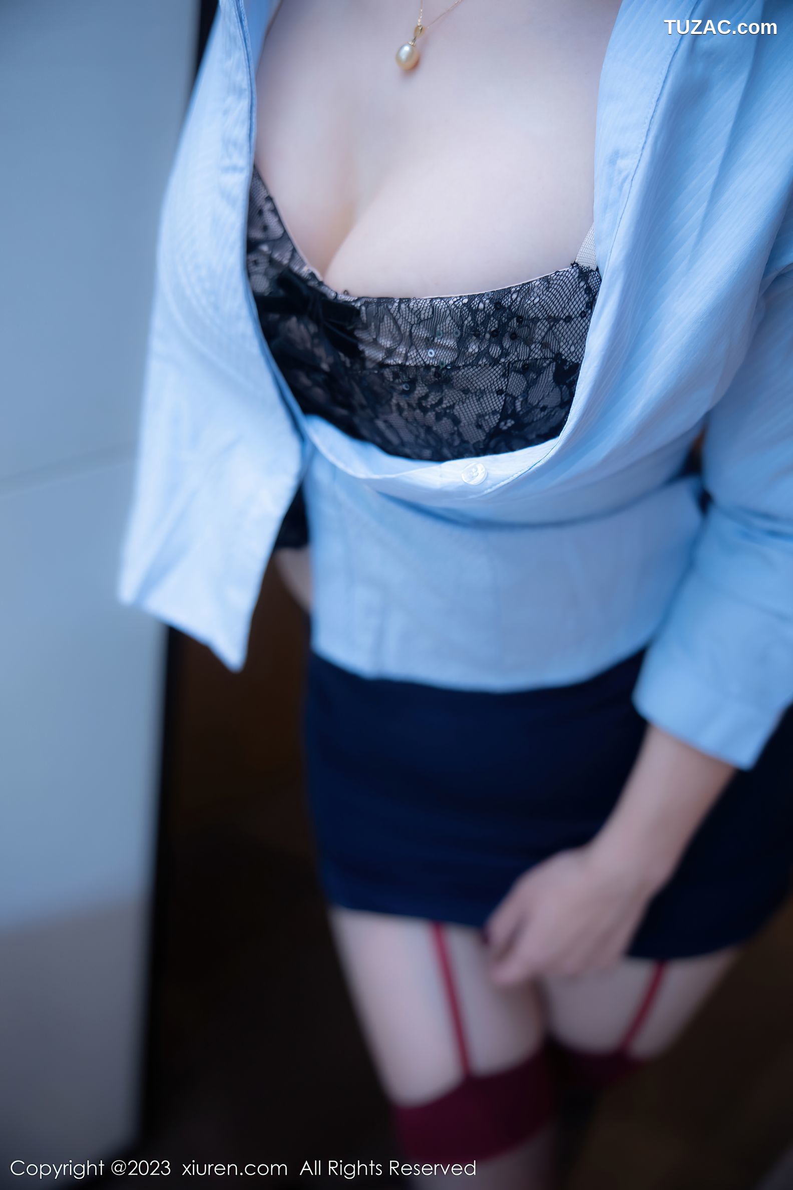 XiuRen秀人网-7313-大美妞儿-白衬衫深蓝短裙黑色情趣内衣黑丝-2023.08.31