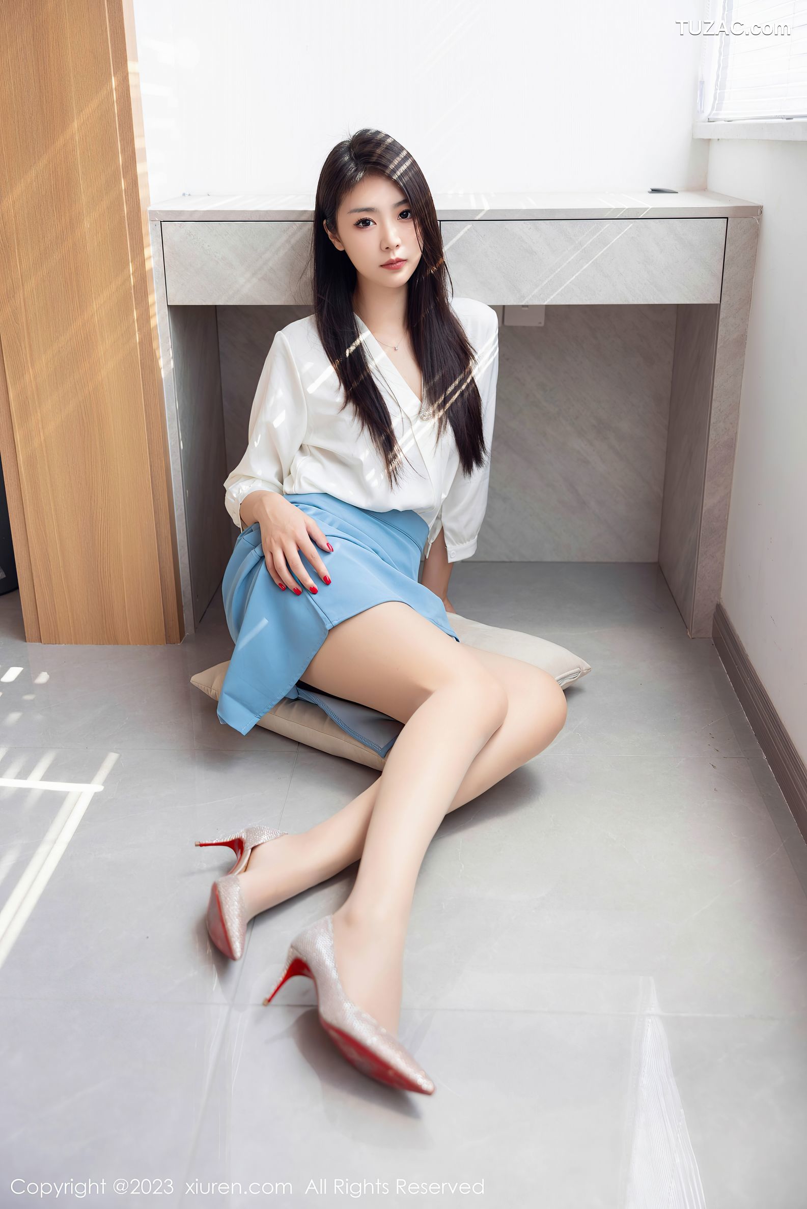 XiuRen秀人网-7314-可樂Vicky-白衬衫蓝短裙-2023.08.31