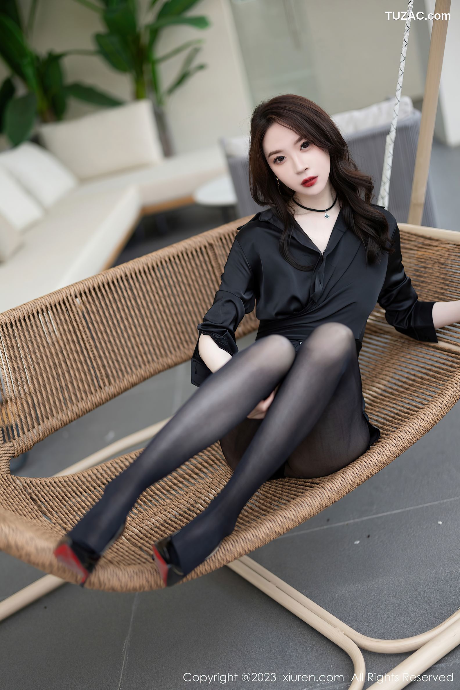 XiuRen秀人网-7332-梦心玥-黑色OL裙装黑色情趣内衣黑丝-2023.09.04