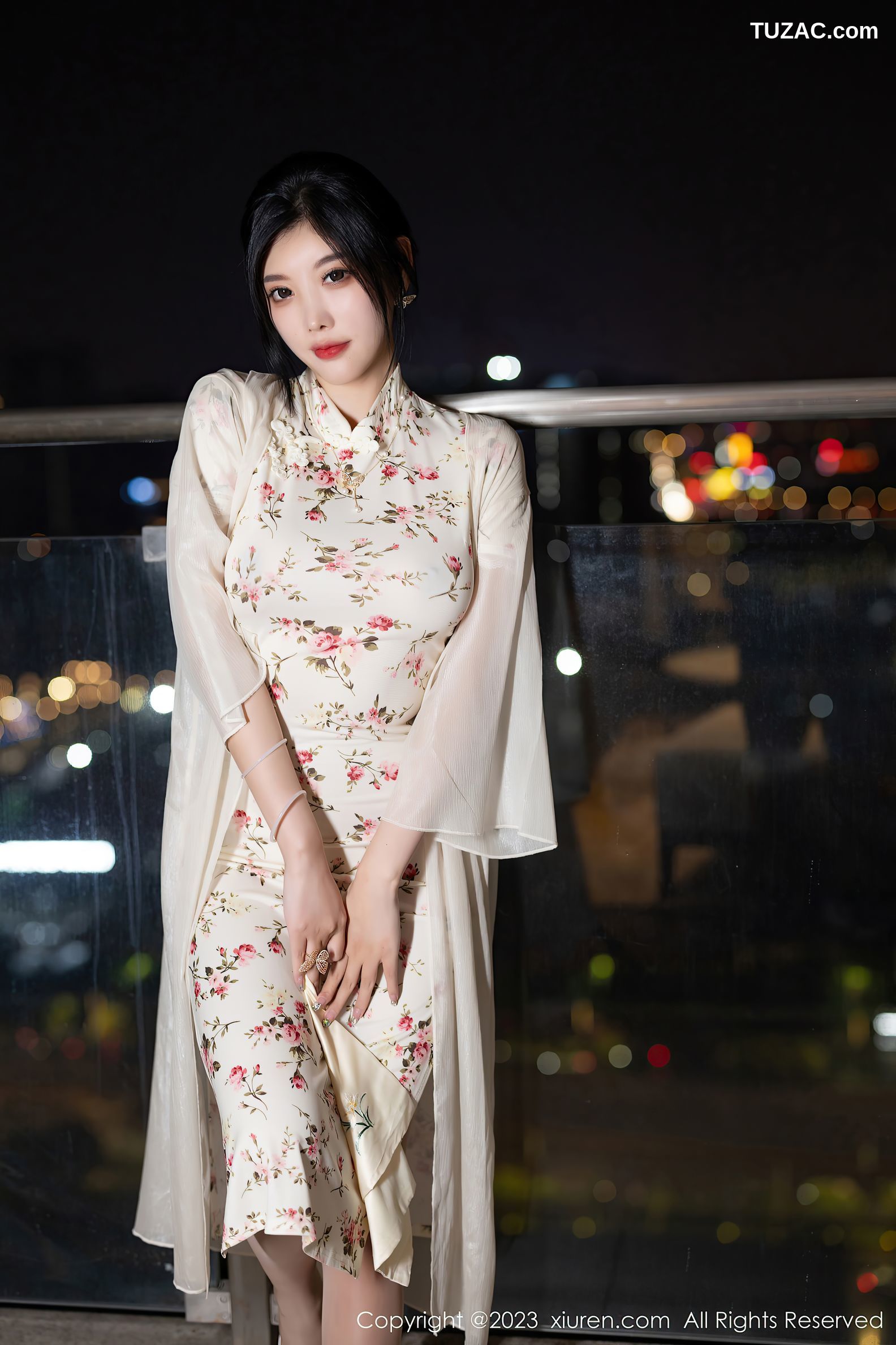 XiuRen秀人网-7363-杨晨晨Yome-白色红碎花旗袍浴室湿身-2023.09.08