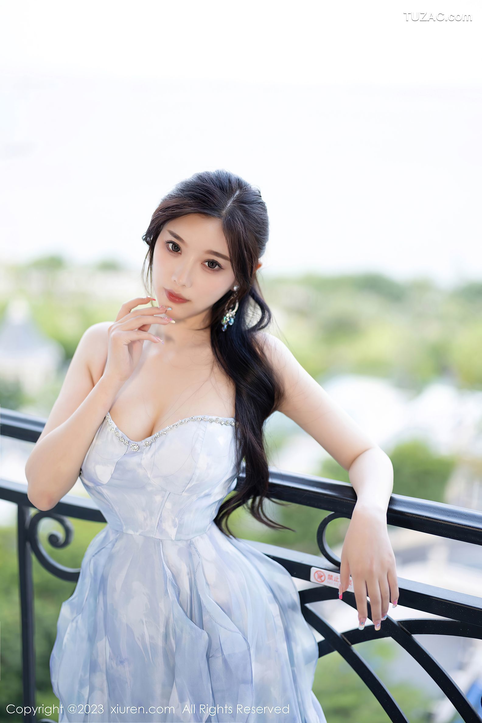 XiuRen秀人网-7382-杨晨晨Yome-浙江安吉旅拍-蓝色长裙透视黑纱-2023.09.13