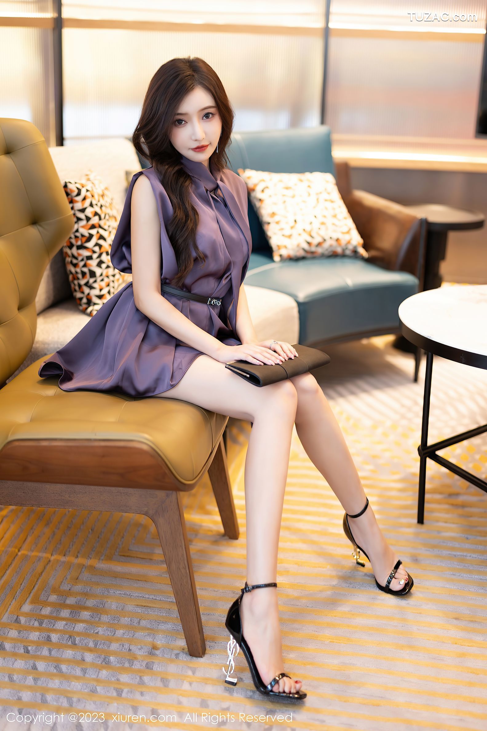 XiuRen秀人网-7462-王馨瑶yanni-紫色短连衣裙白色蕾丝内衣-2023.09.28