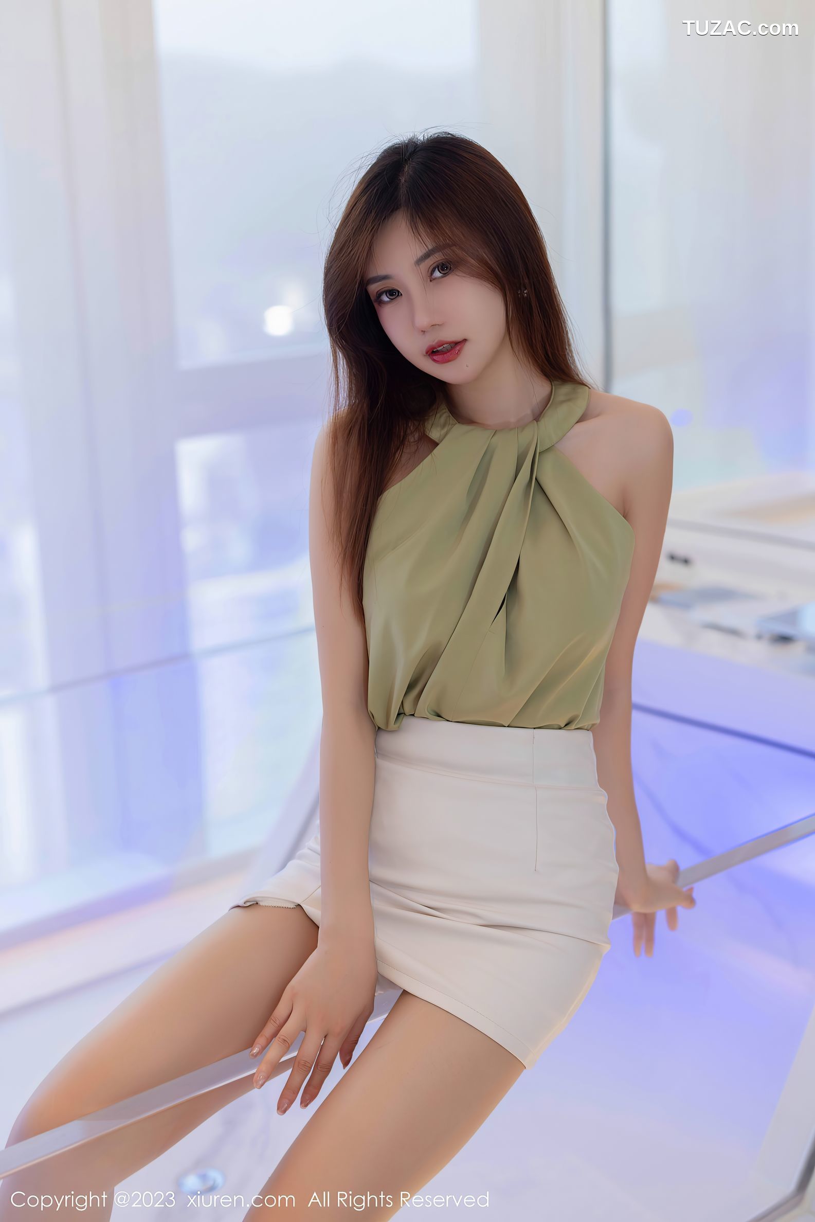 XiuRen秀人网-7503-绮里嘉ula-黄绿T白短裙透明浴缸肉丝-2023.10.13