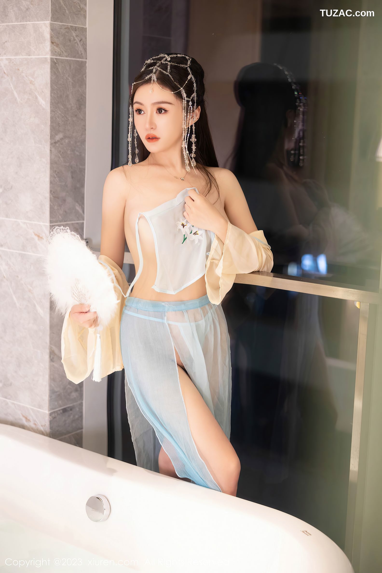 XiuRen秀人网-7514-唐宁宁-浅色古装服饰白肚兜-2023.10.16