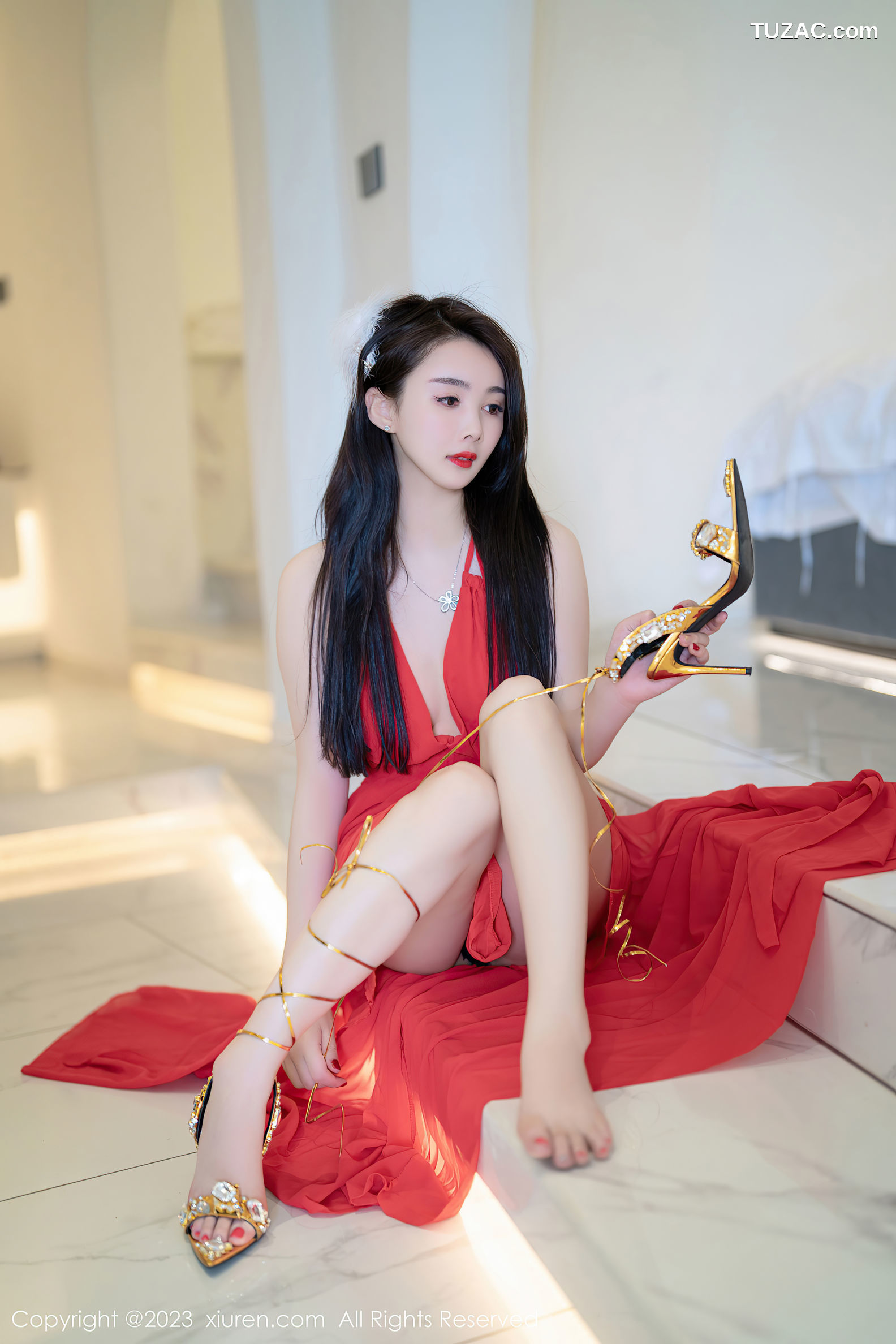 XiuRen秀人网-7517-summer宝宝-红色露肩连衣长裙-2023.10.17