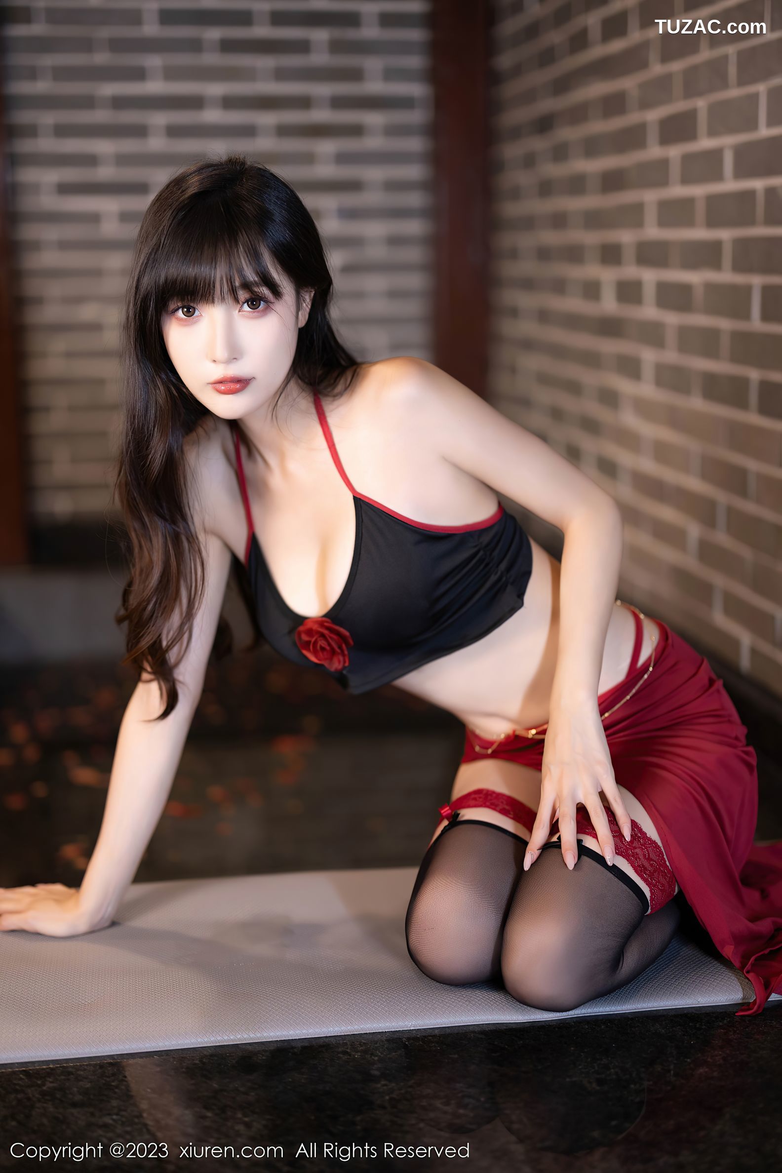 XiuRen秀人网-7529-林星阑-黑T酒红裙黑丝-2023.10.18