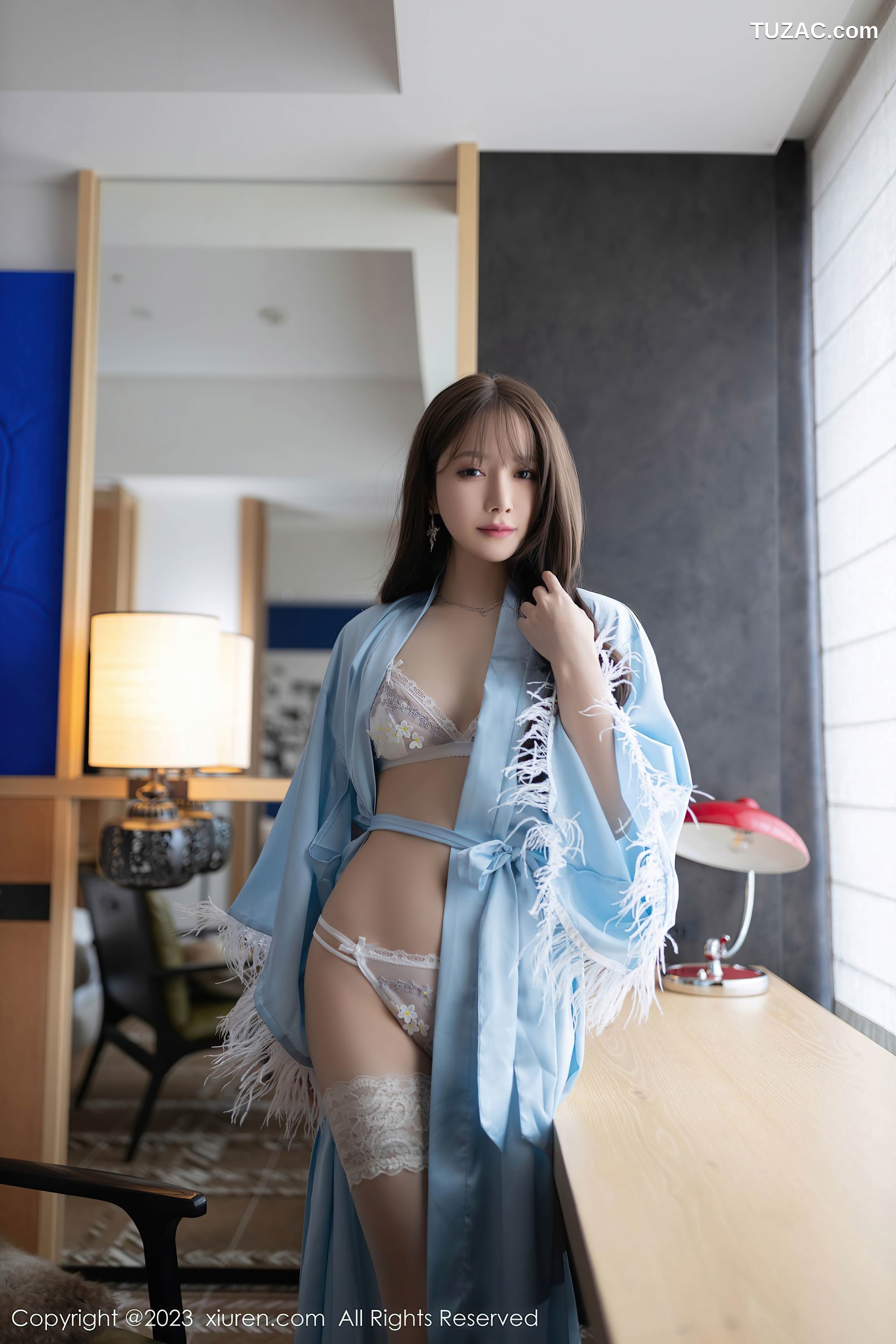 XiuRen秀人网-7544-鱼子酱Fish-浅蓝色睡裙白色蕾丝内衣-2023.10.20