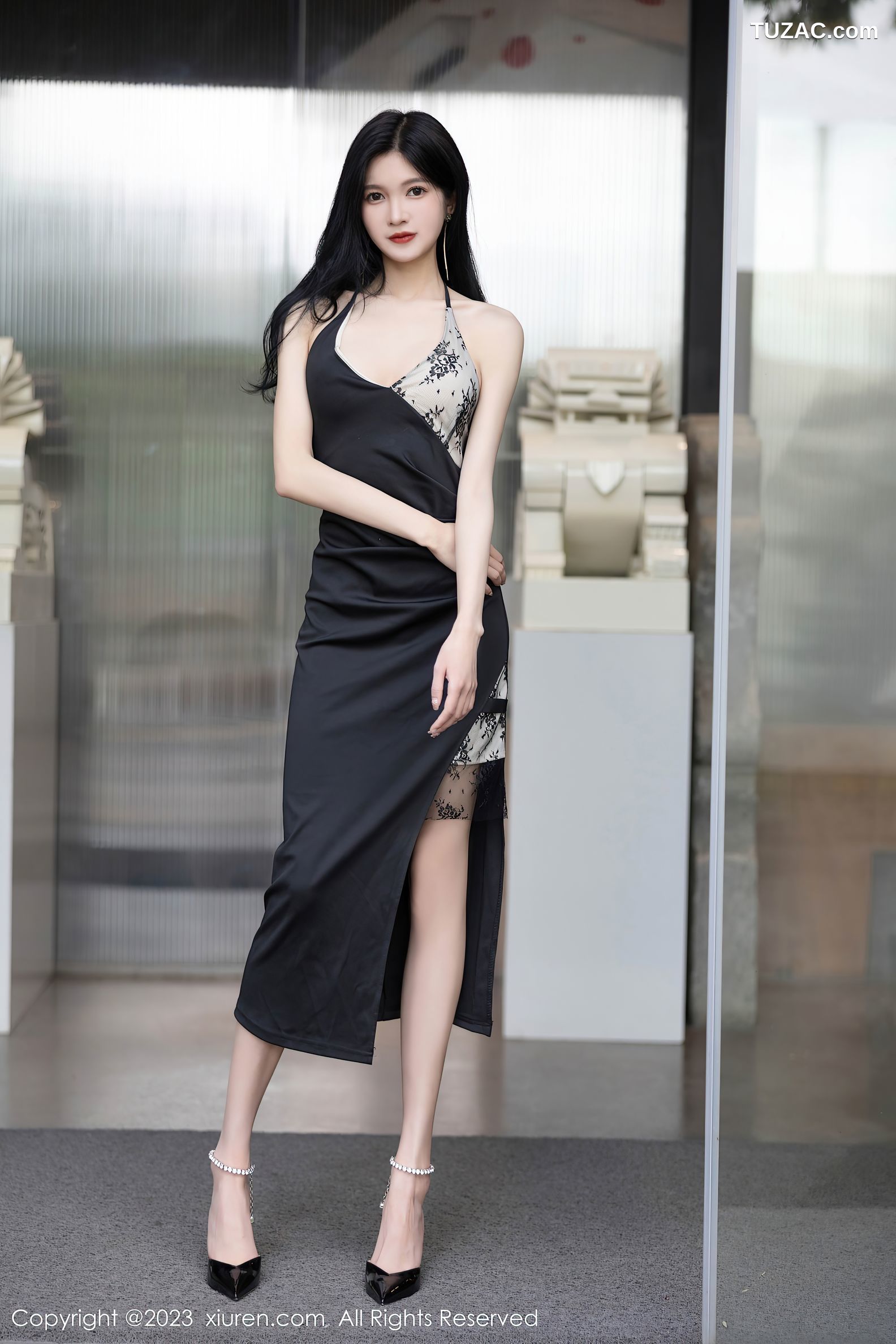 XiuRen秀人网-7556-程程程-黑色礼服长裙黑色情趣内衣黑丝爆乳-2023.10.24