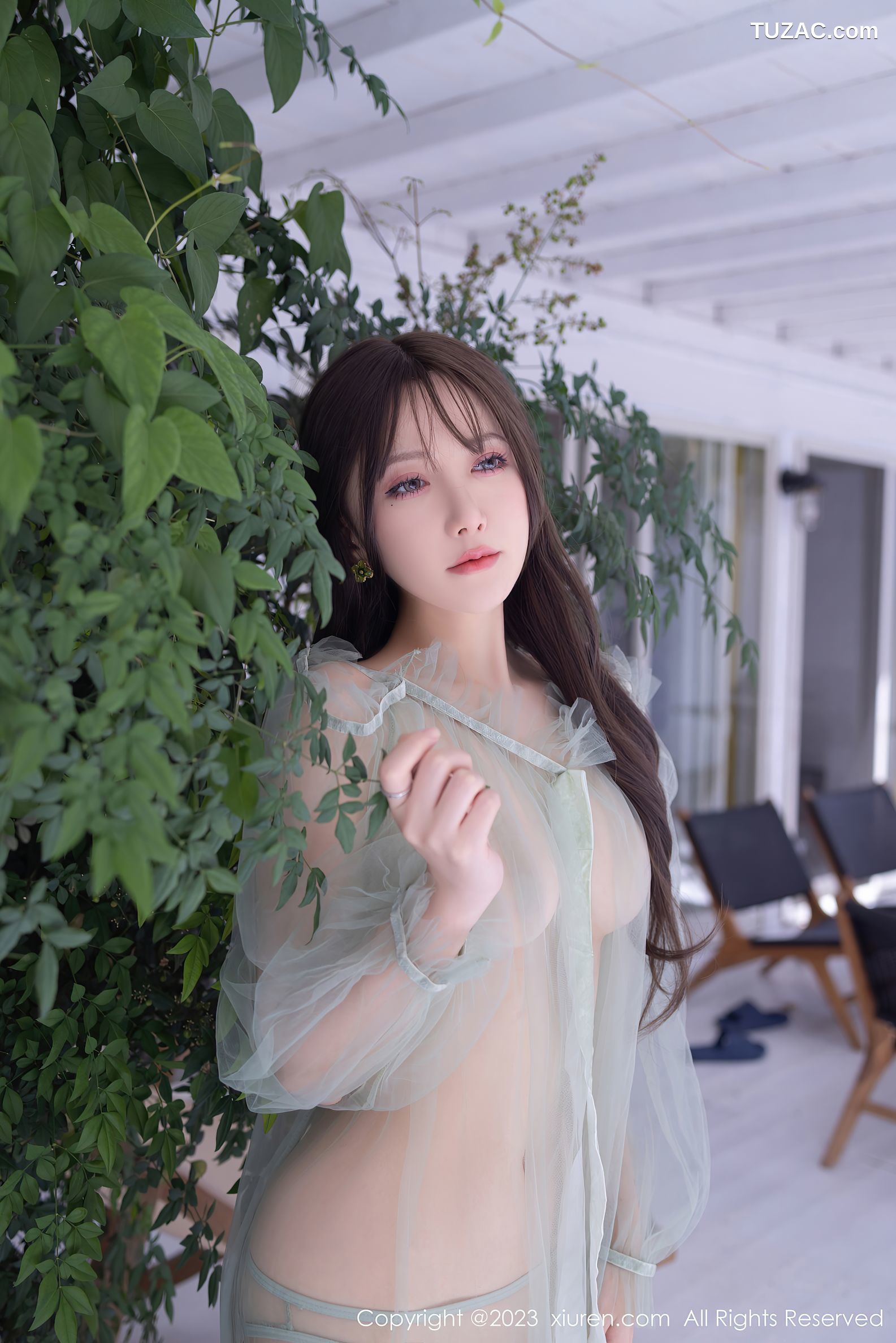 XiuRen秀人网-7614-鱼子酱Fish-淡绿色薄纱透视长裙-2023.11.03
