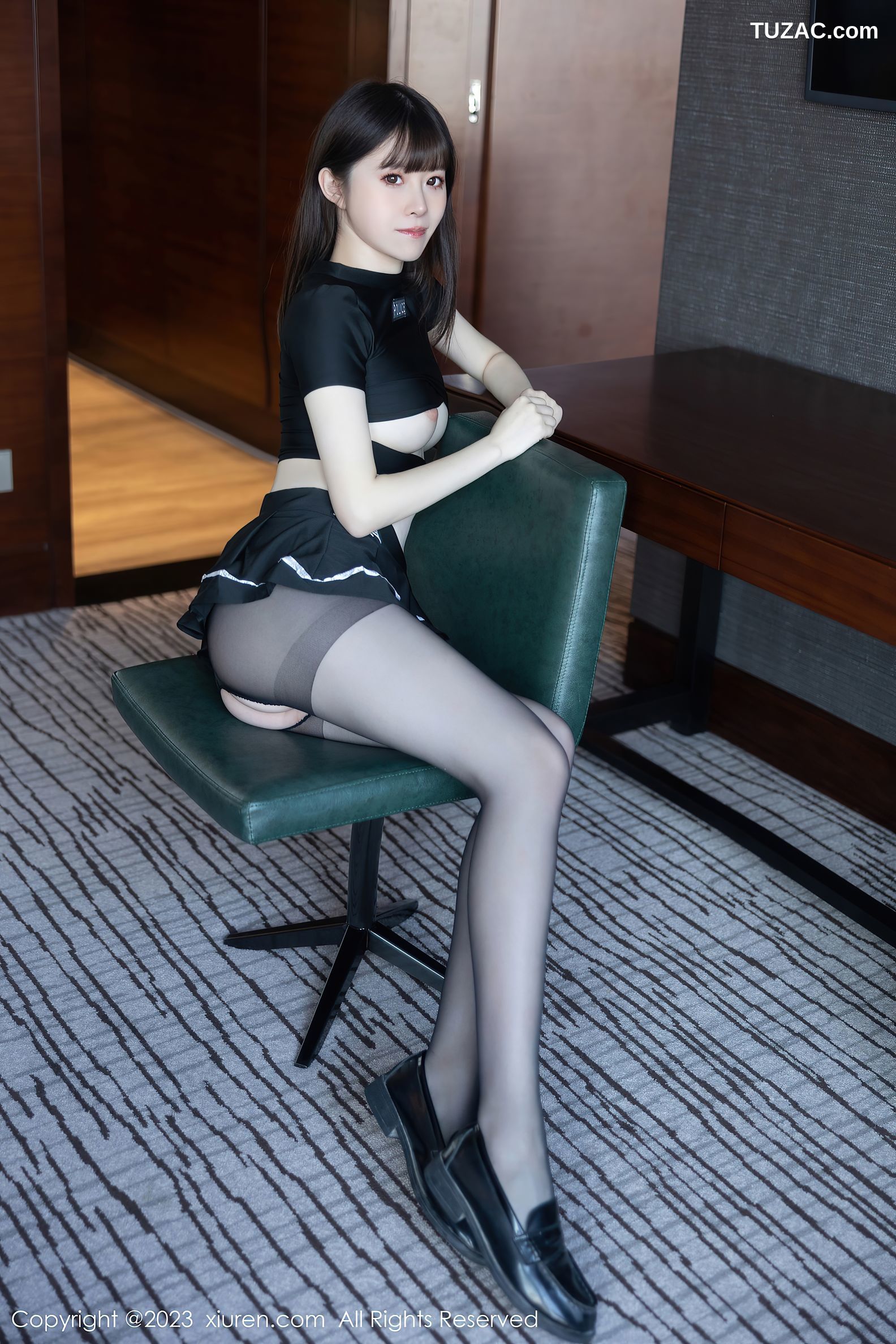 XiuRen秀人网-7637-林悠悠-情趣黑T短裙警服黑丝-2023.11.09